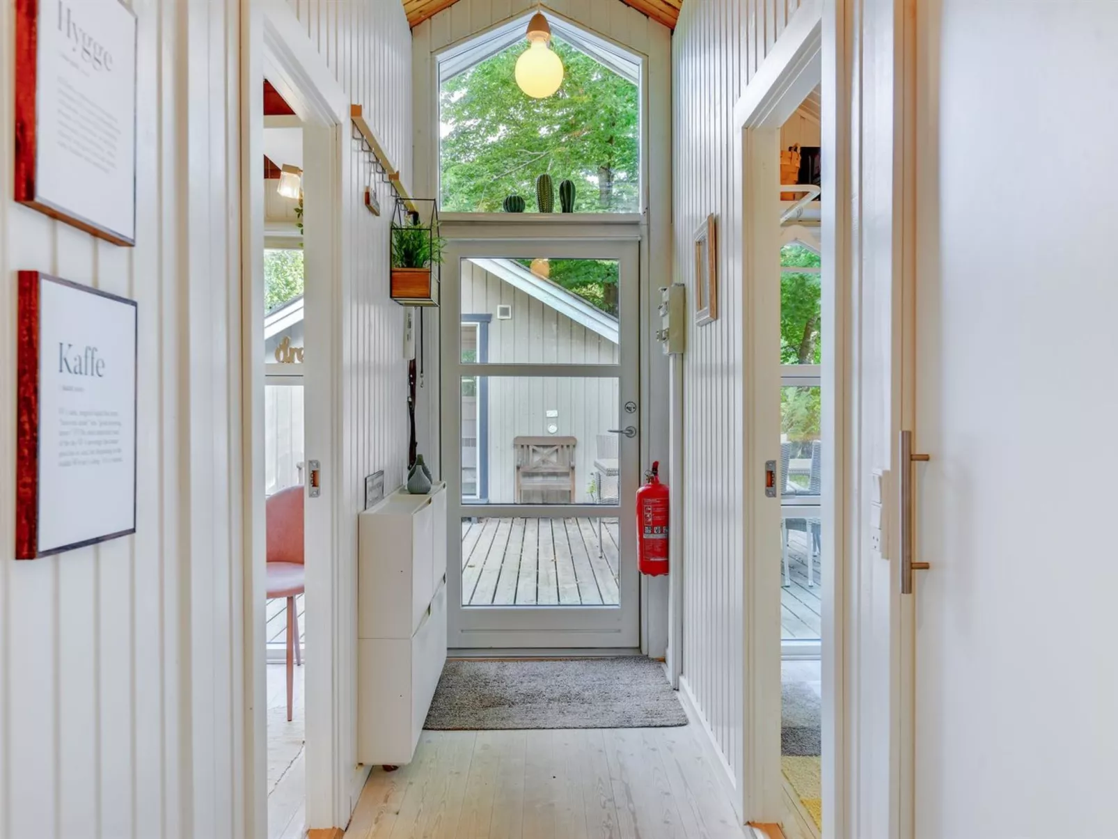 "Swenki" - 29km from the sea-Drinnen