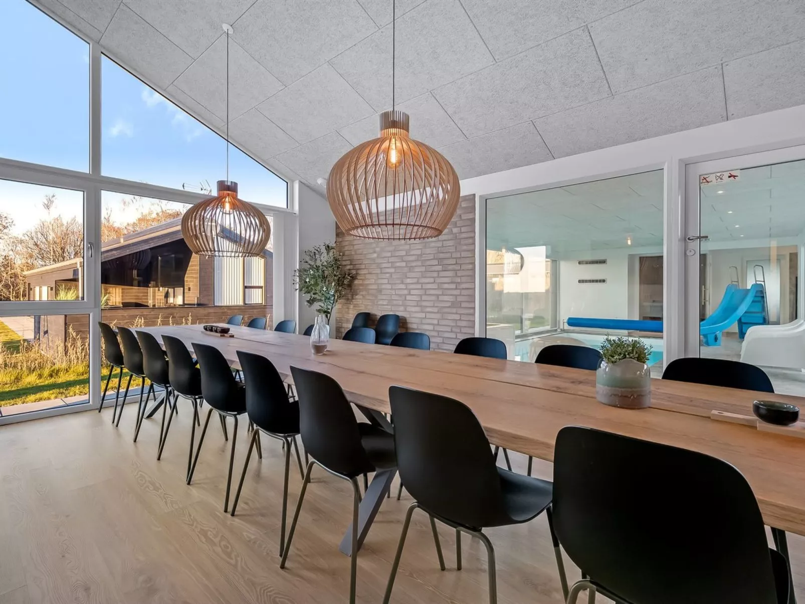 "Hana" - 800m from the sea-Inside