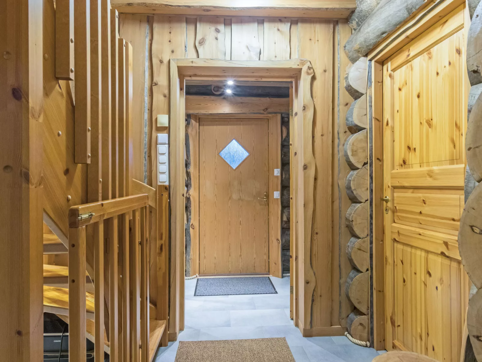 Menninkäisenkolo-Inside