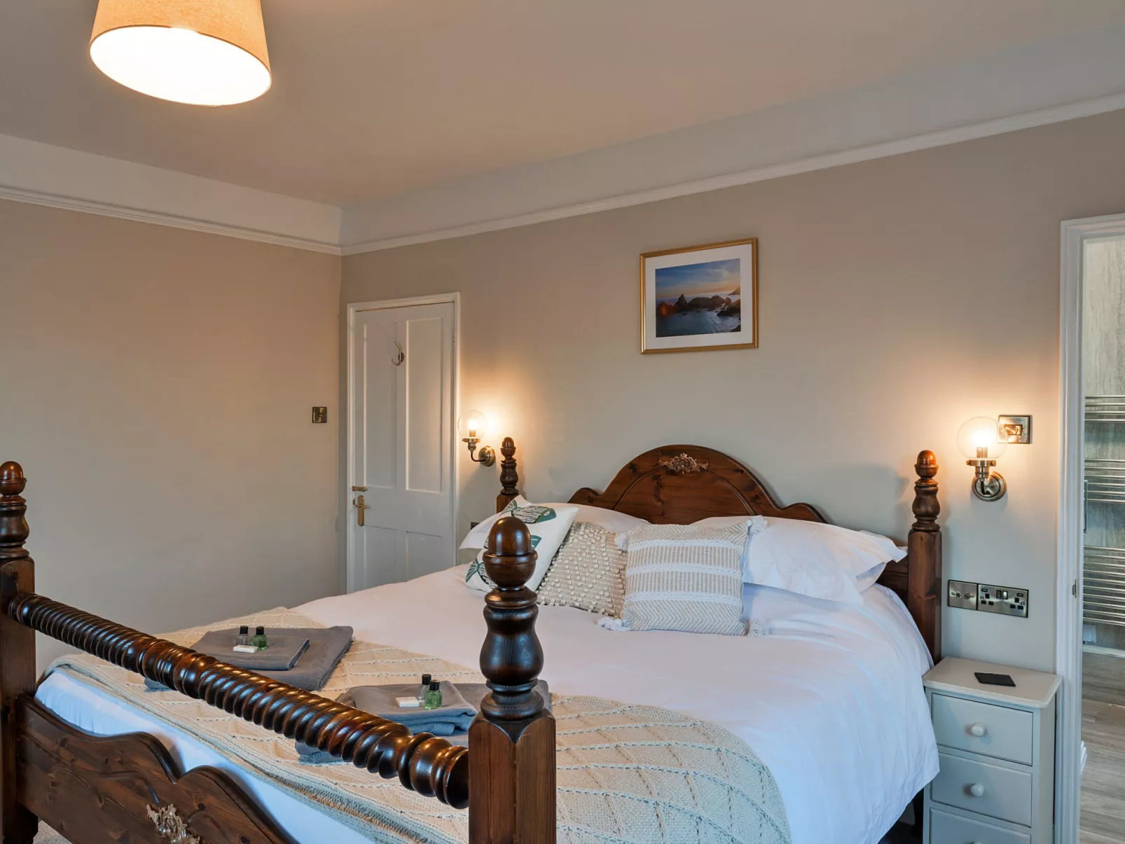 The Old Counting House-Inside