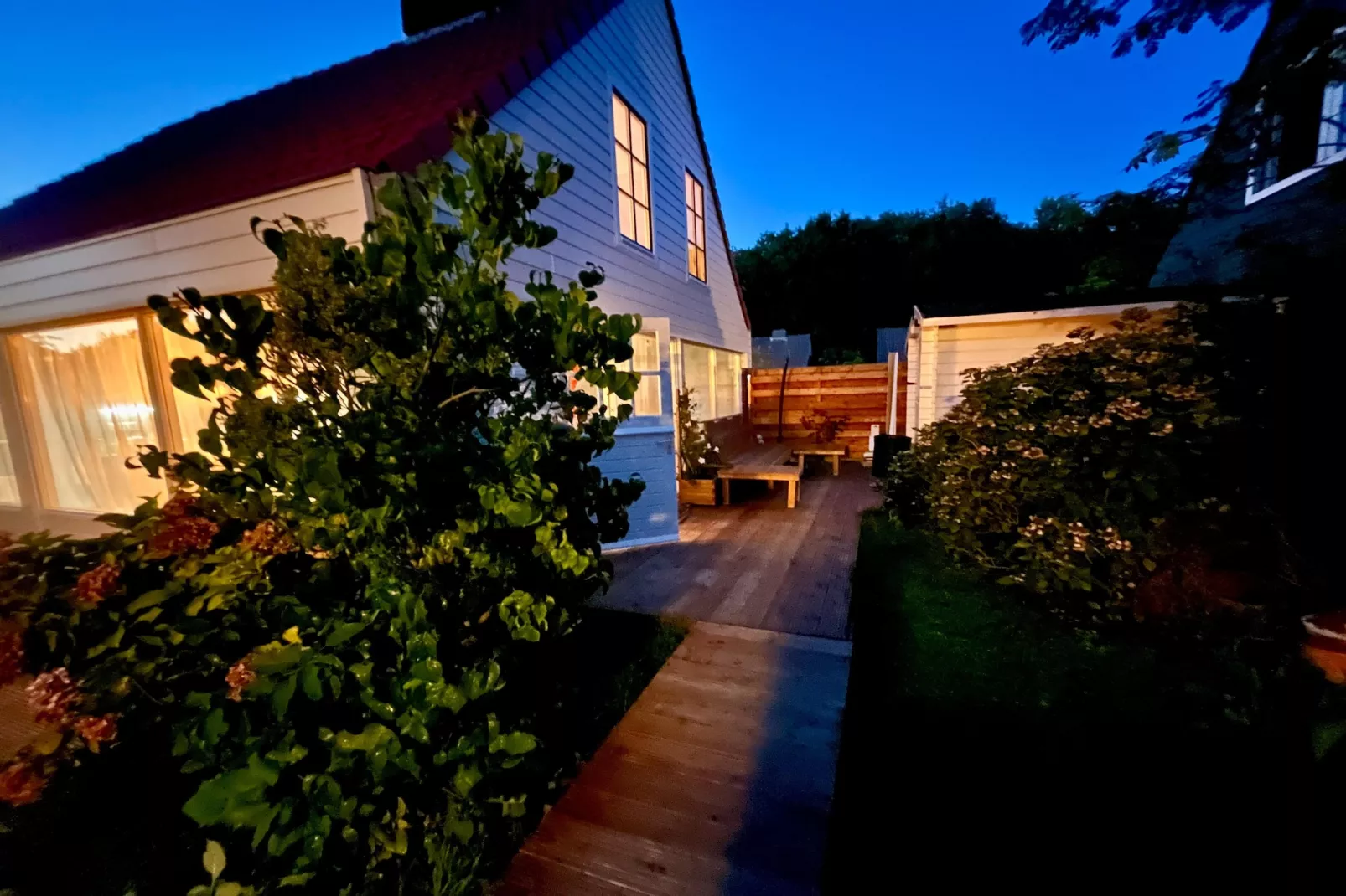 Casa Divera-Exterior in summer