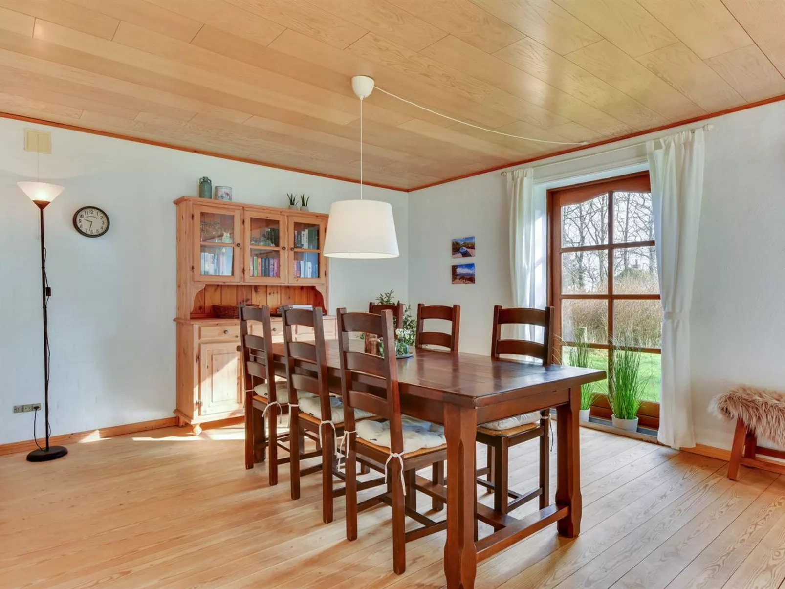 "Iiro" - 2.5km from the sea-Drinnen