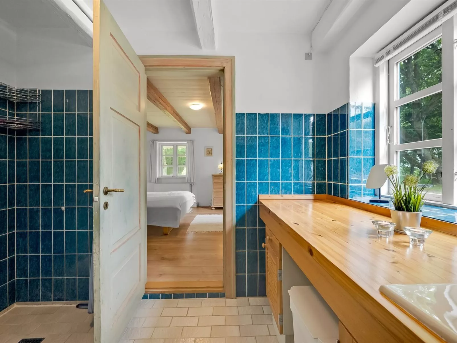 "Tatiane" - 10km from the sea-Inside