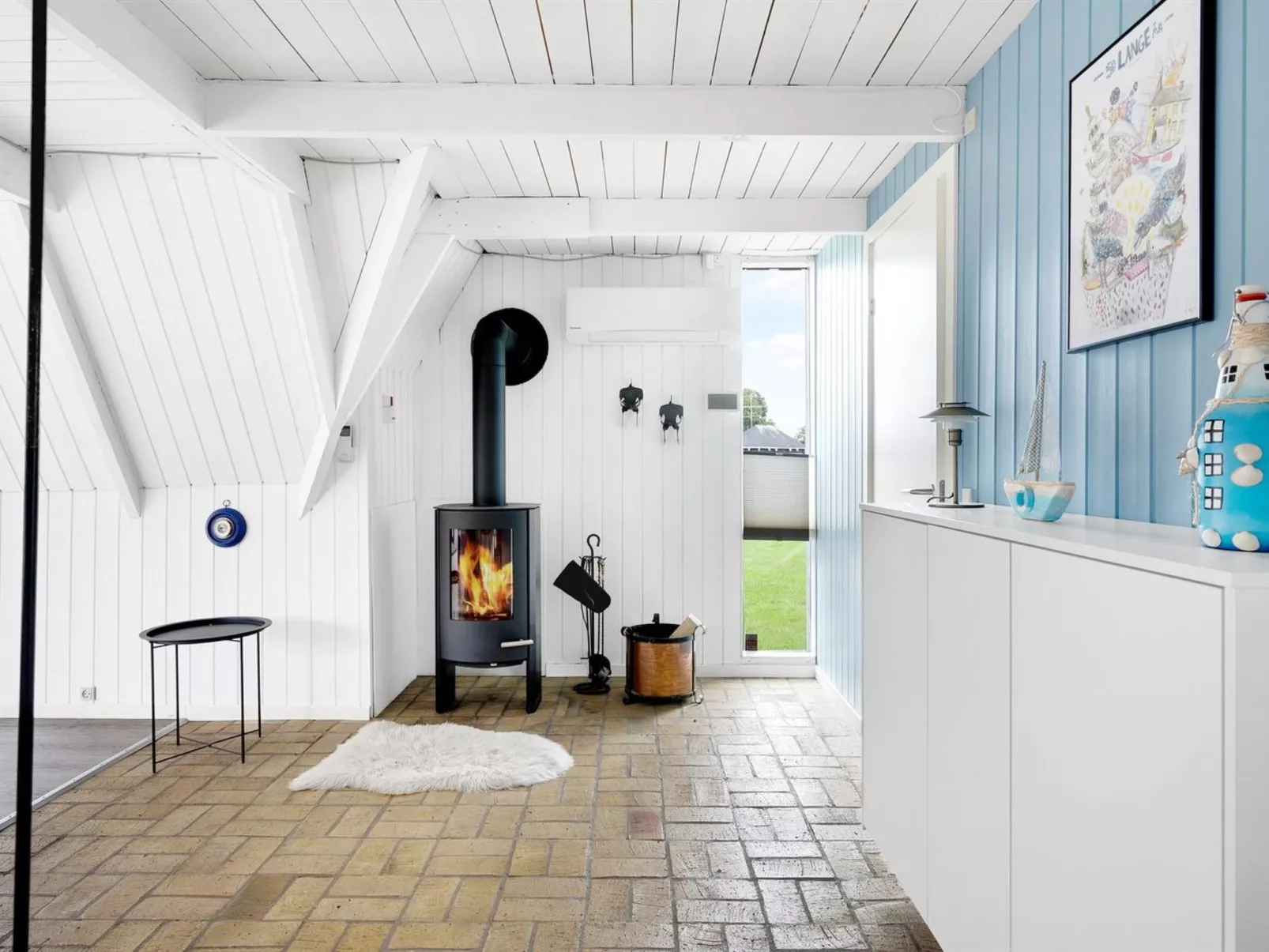 "Hunding" - 600m from the sea-Dedans