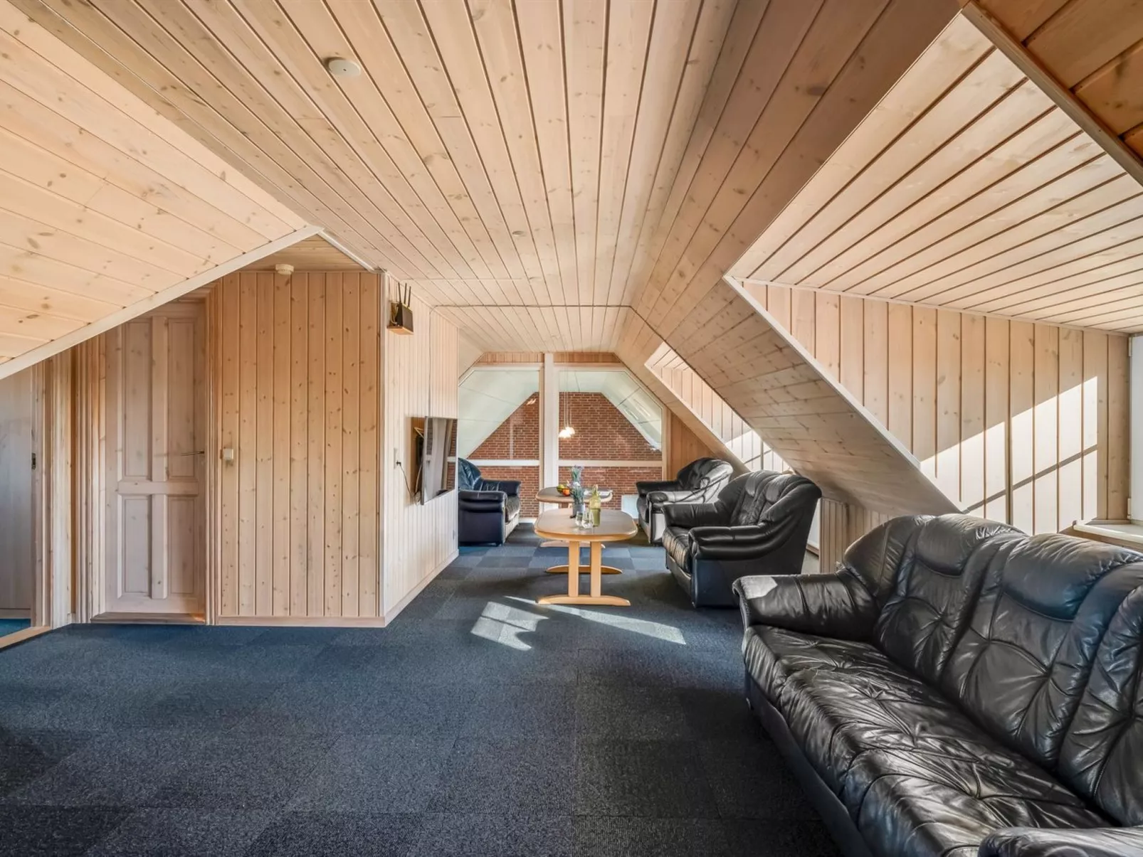 "Gytha" - 75m from the sea-Drinnen