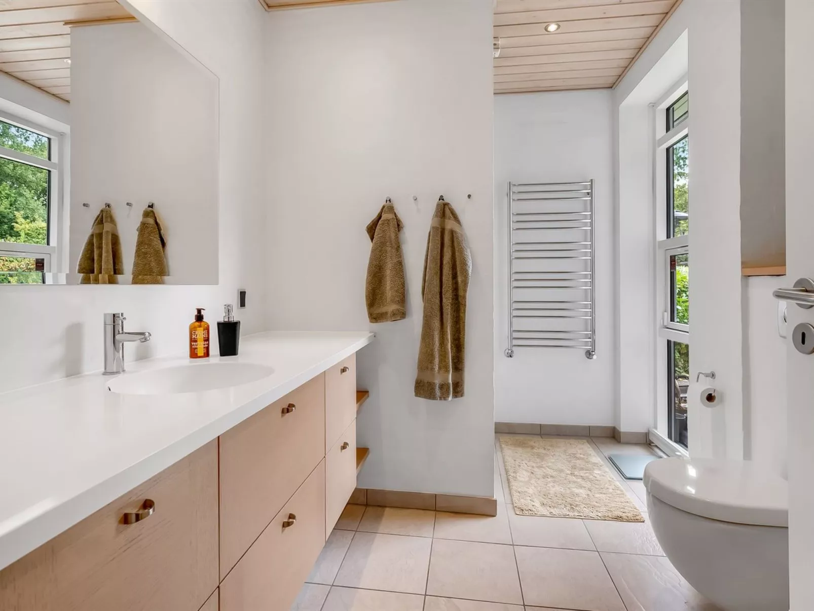 "Jyrki" - 100m from the sea-Dedans