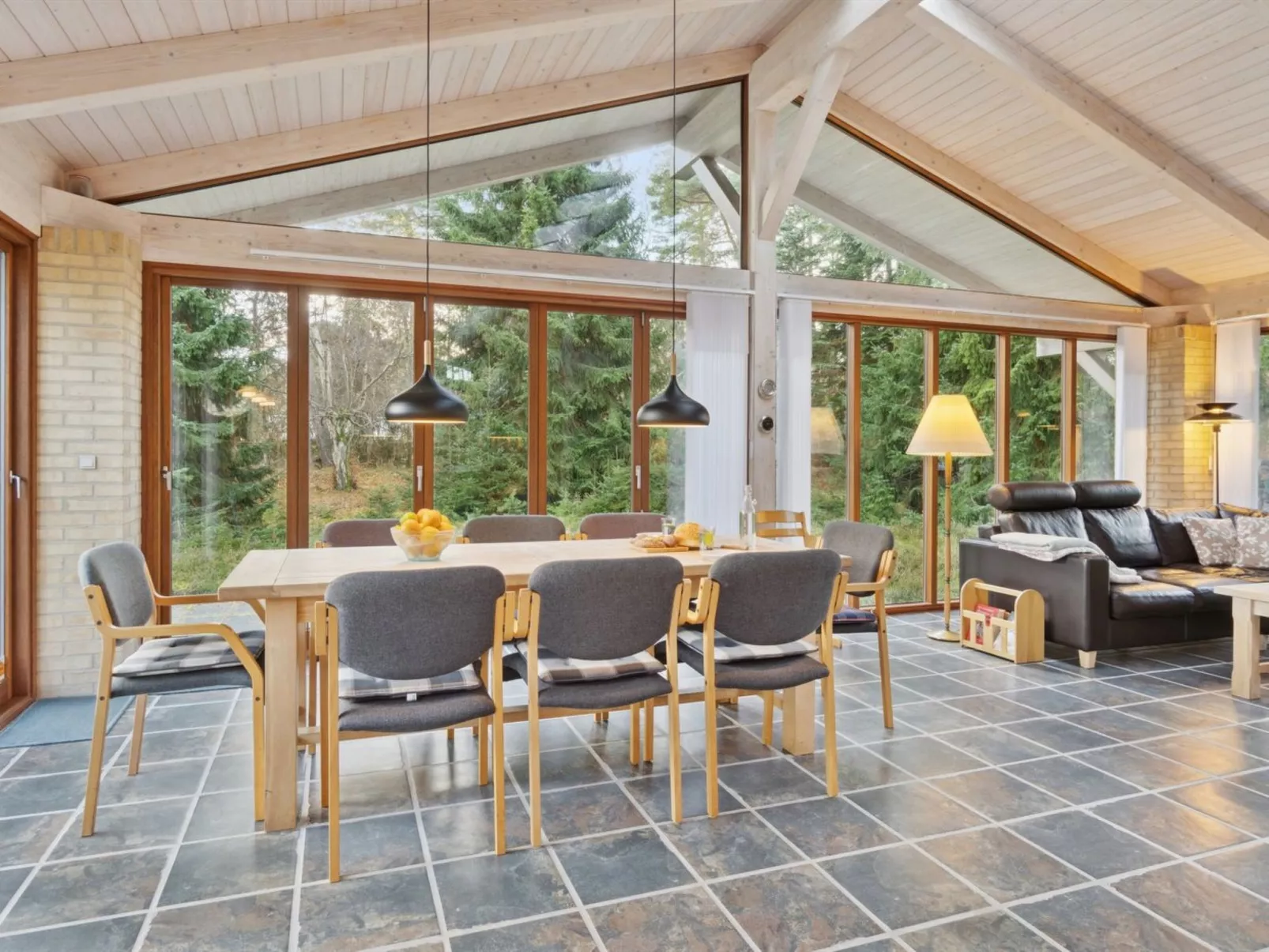 "Jorid" -  from the sea-Inside