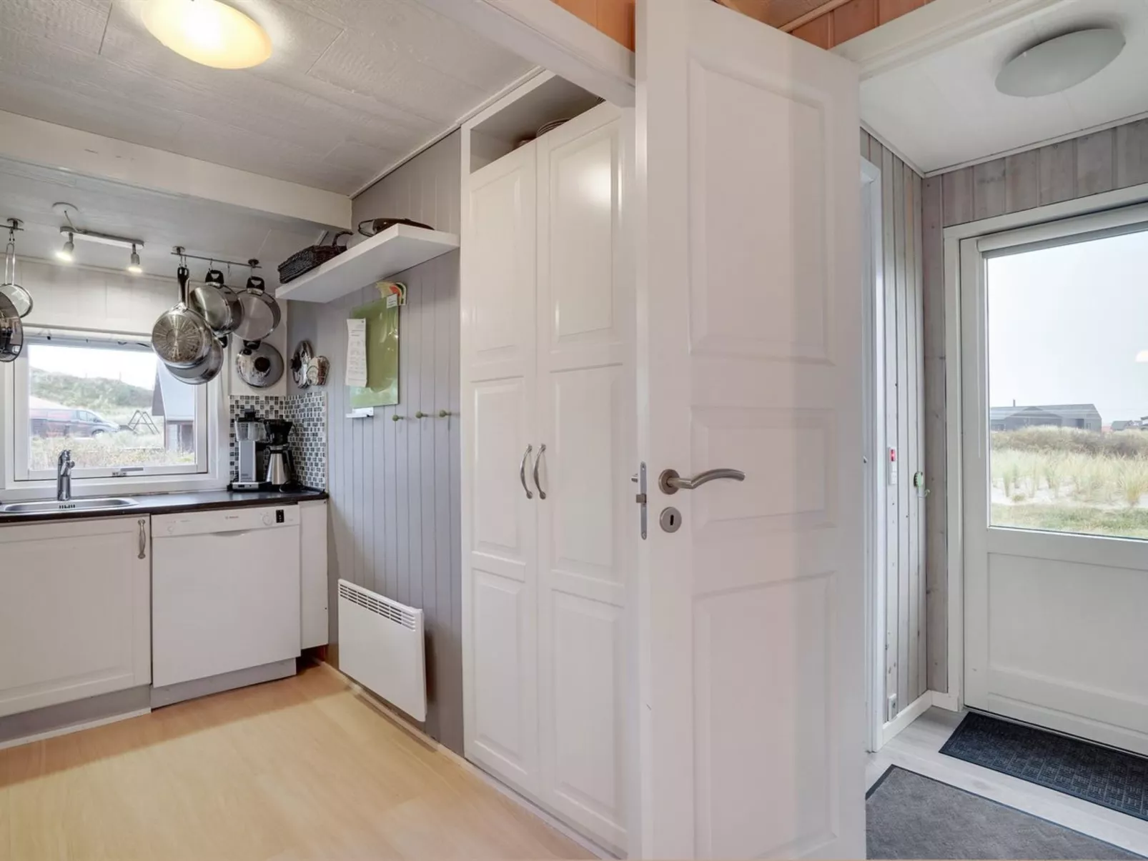 "Veetrikki" -  from the sea-Drinnen