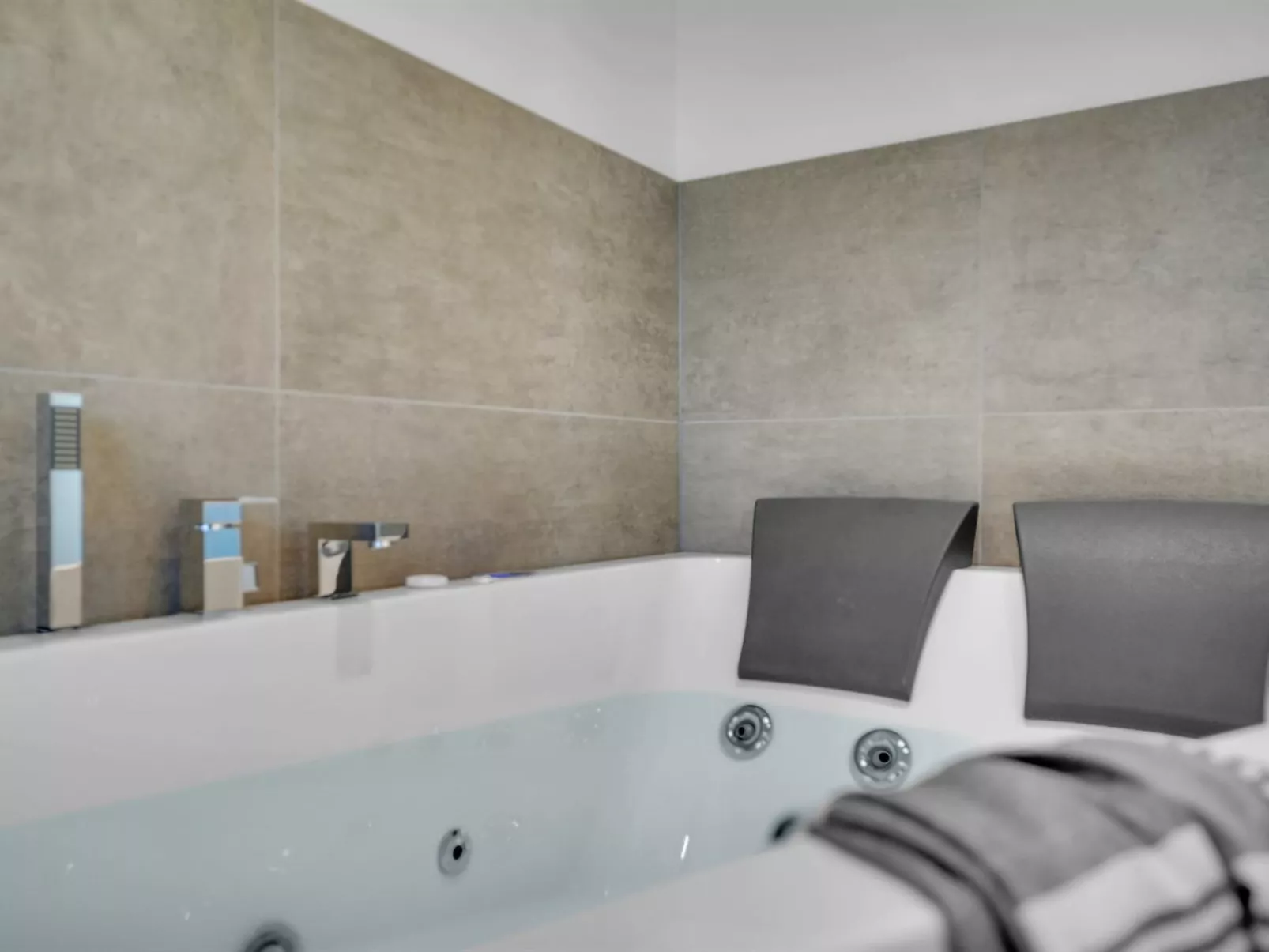 "Malfred" - 500m from the sea-Inside