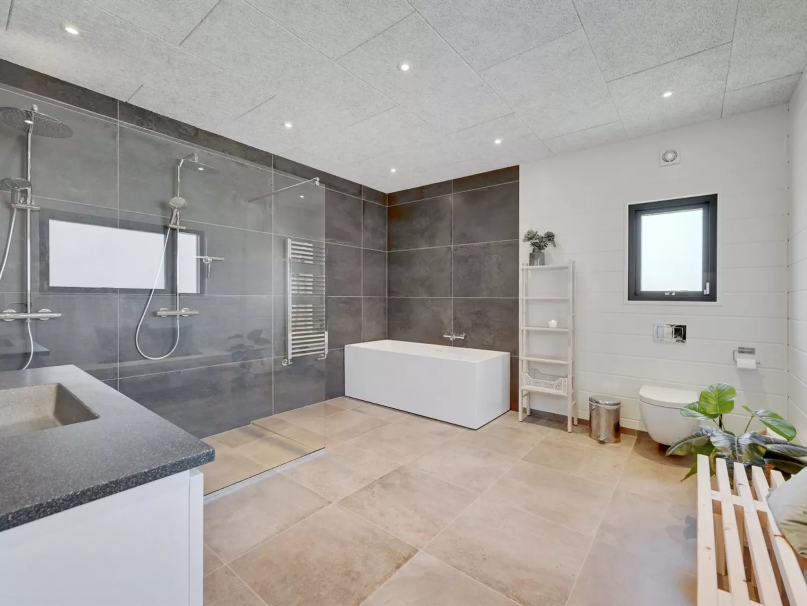 "Tinella" - 250m to the fjord-Dedans