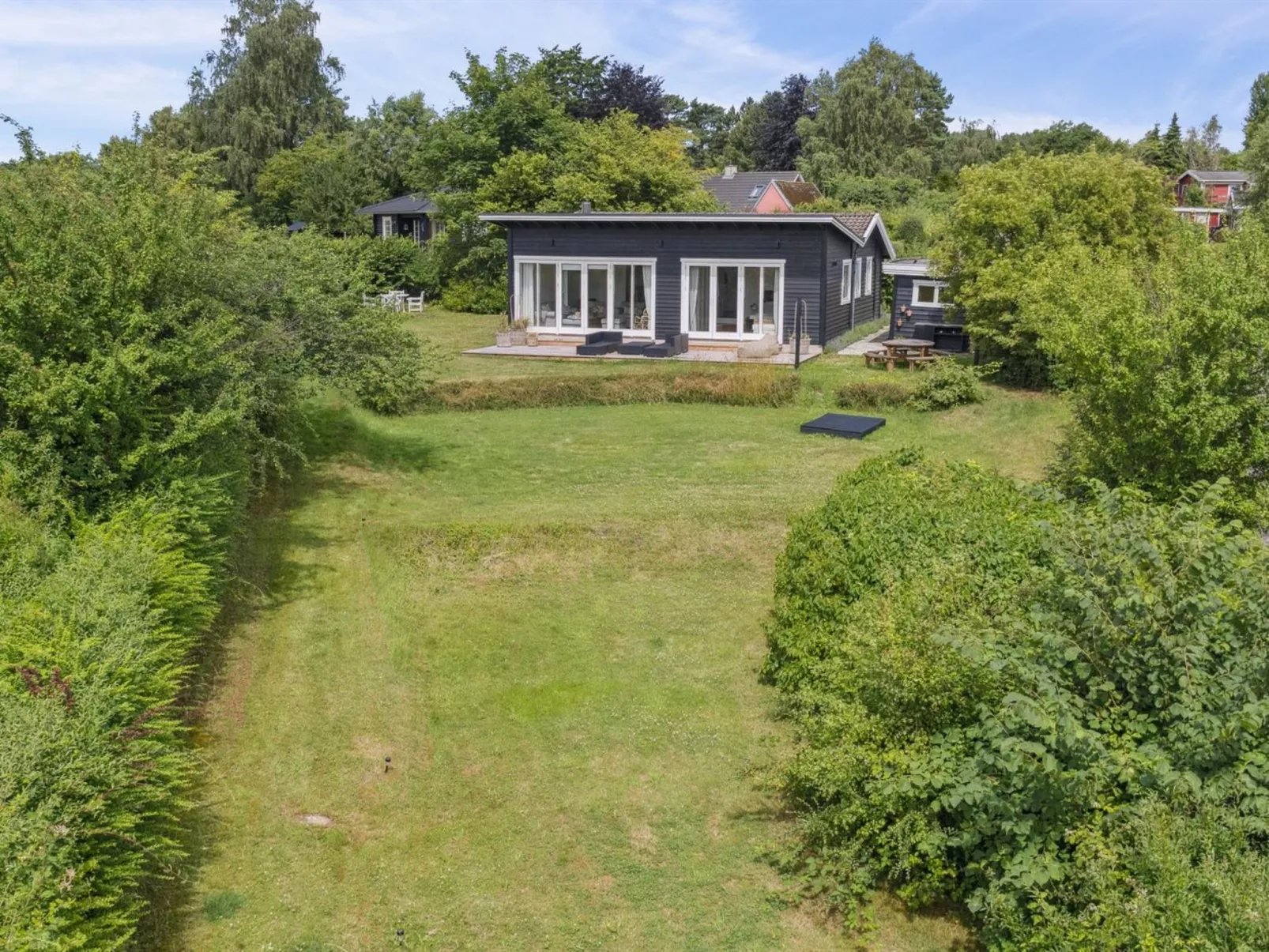 "Eero" - 175m to the fjord-Outside