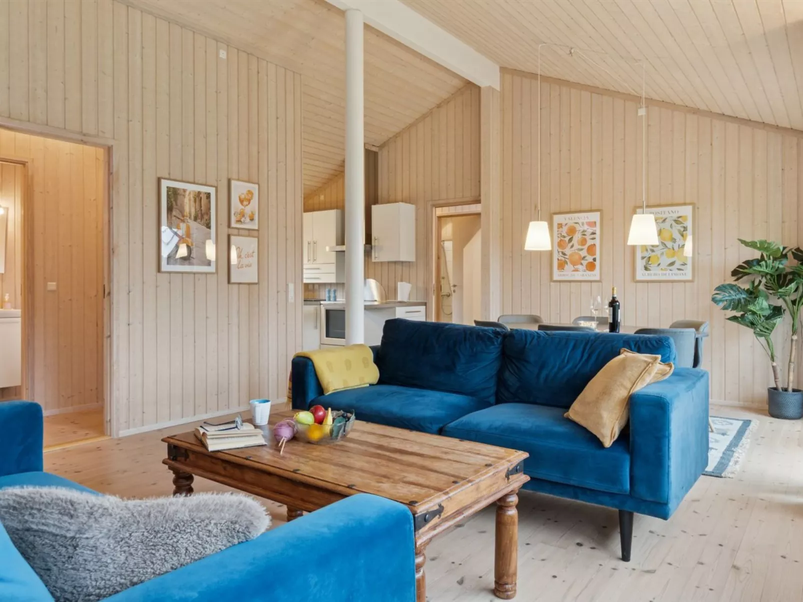 "Hawarth" - 275m from the sea-Dedans