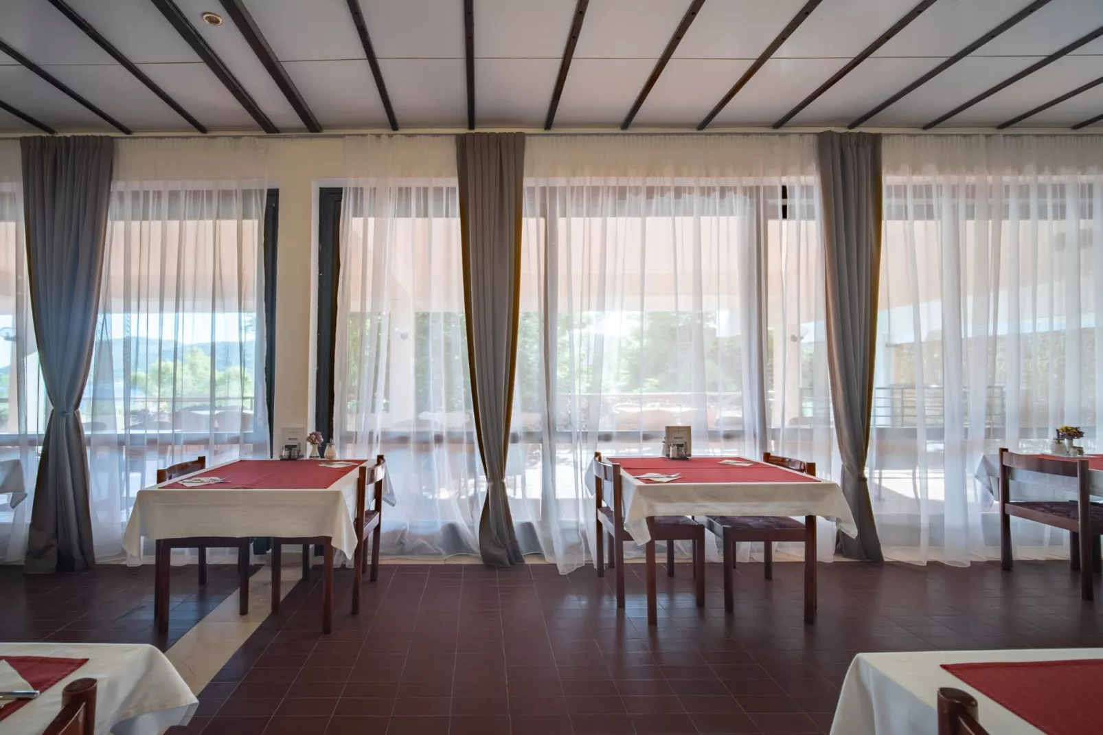 Hotel Issa - Double Room Sea View 3-Facilities