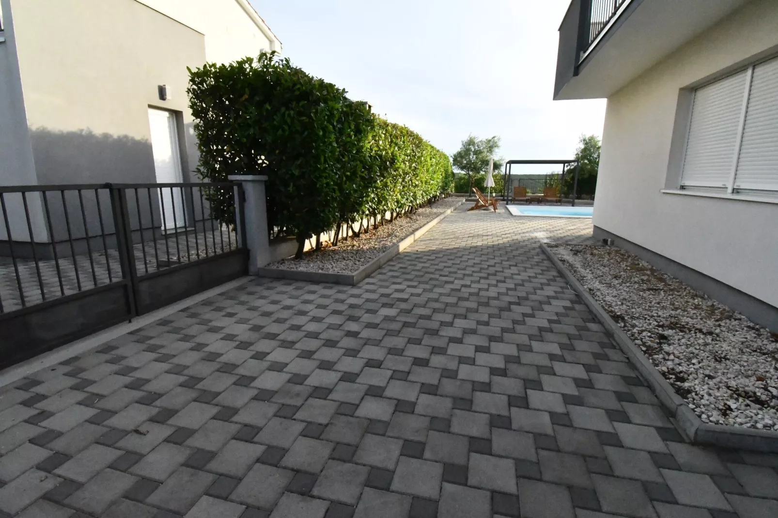 Luxury Escape with Swimming Pool & Modern Design - Superior Four Bedroom Villa with Private Pool ( Villa 2)-Im Freien