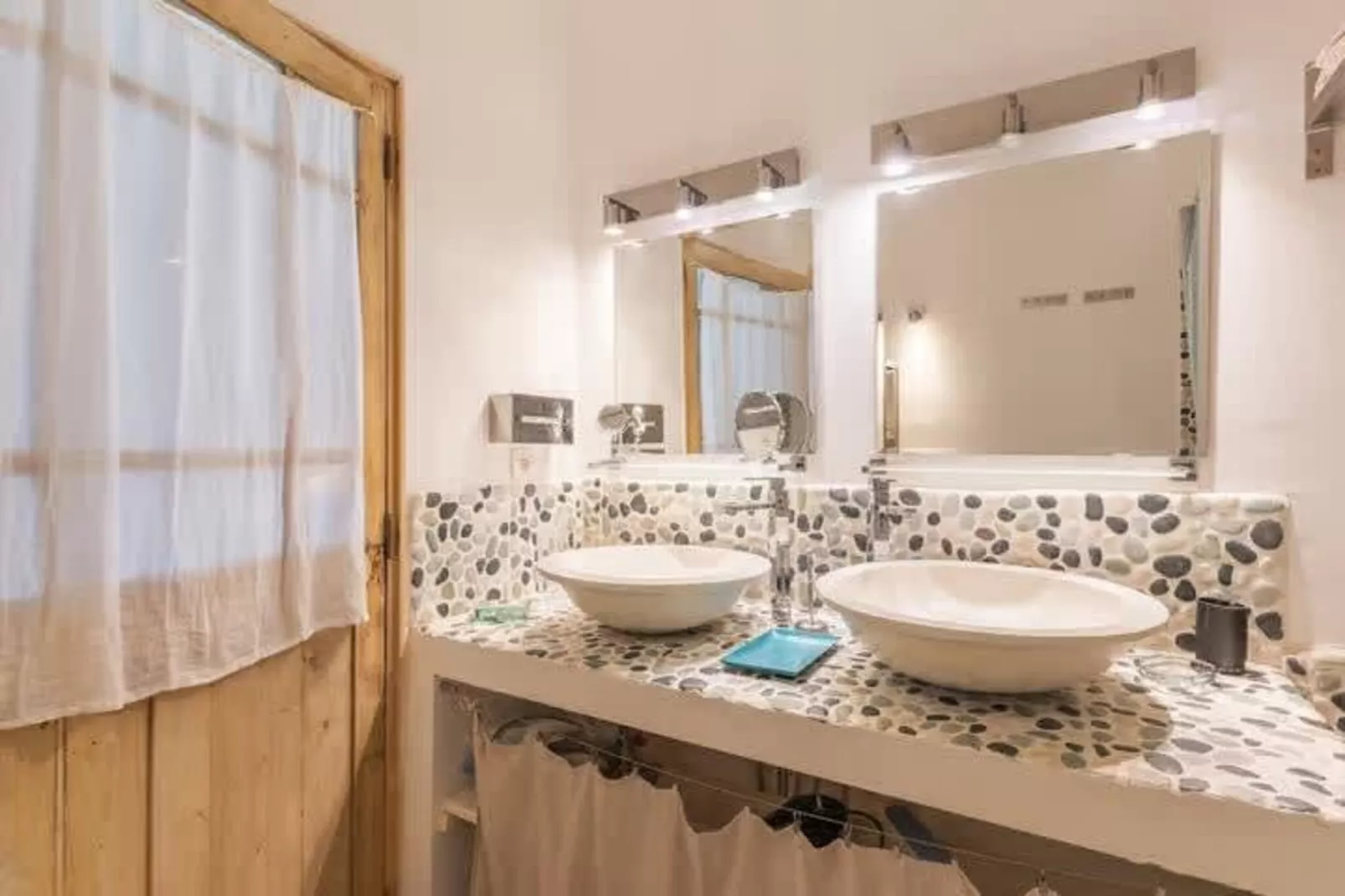 Mas de Corinne-Bathroom