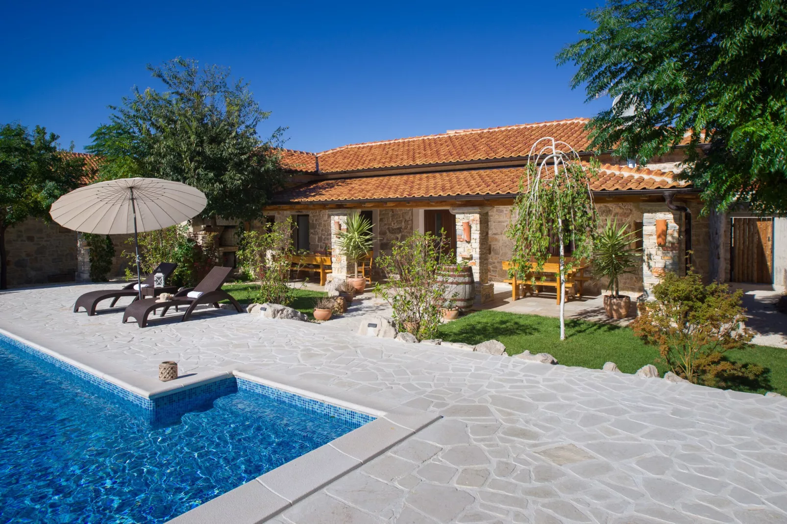 Villa Olea with private heated pool-Terrasse / balcon