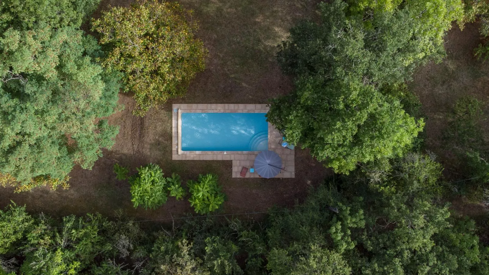 Les Follets-Pool