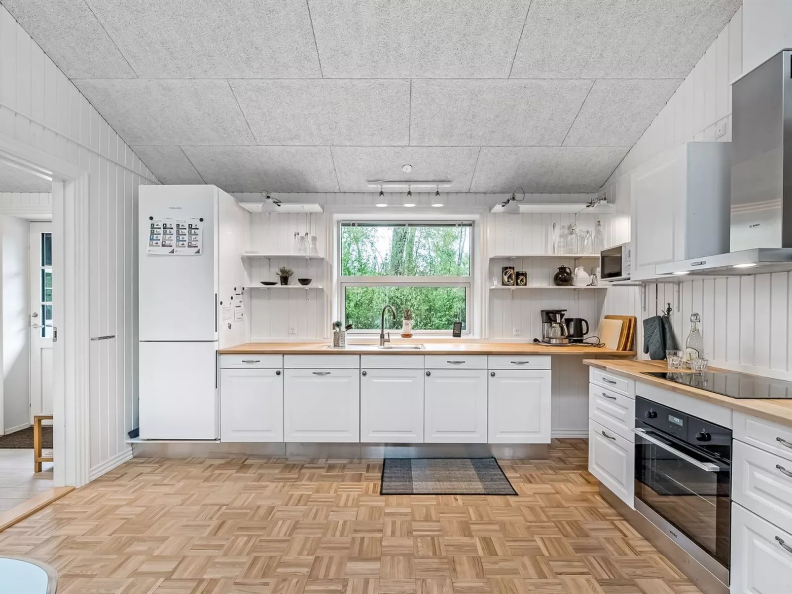 "Veijo" - 400m to the fjord-Dedans