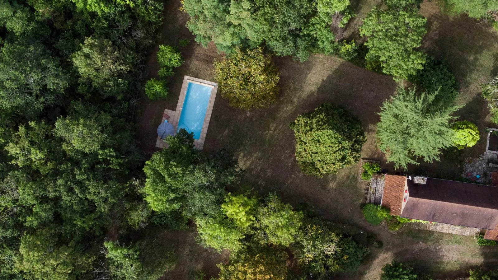 Les Follets-Pool