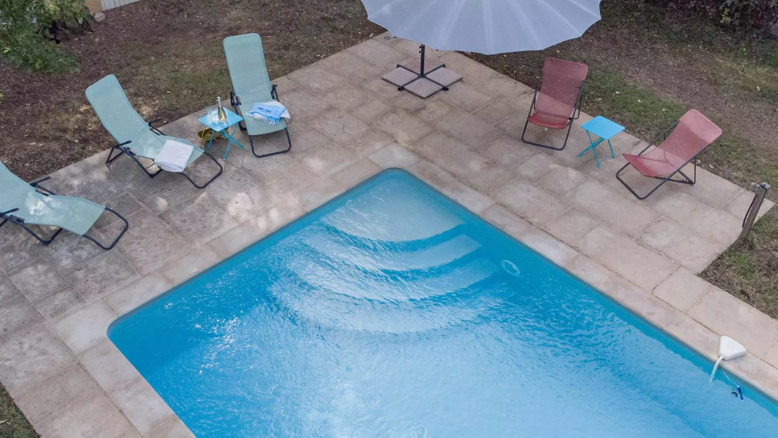 Les Follets-Pool
