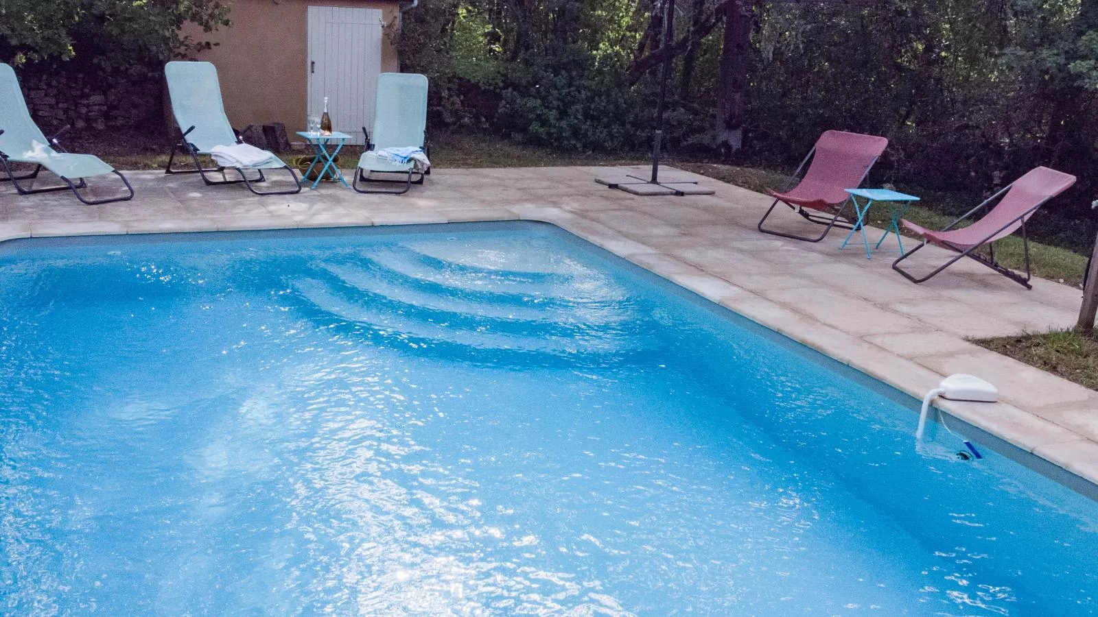 Les Follets-Pool