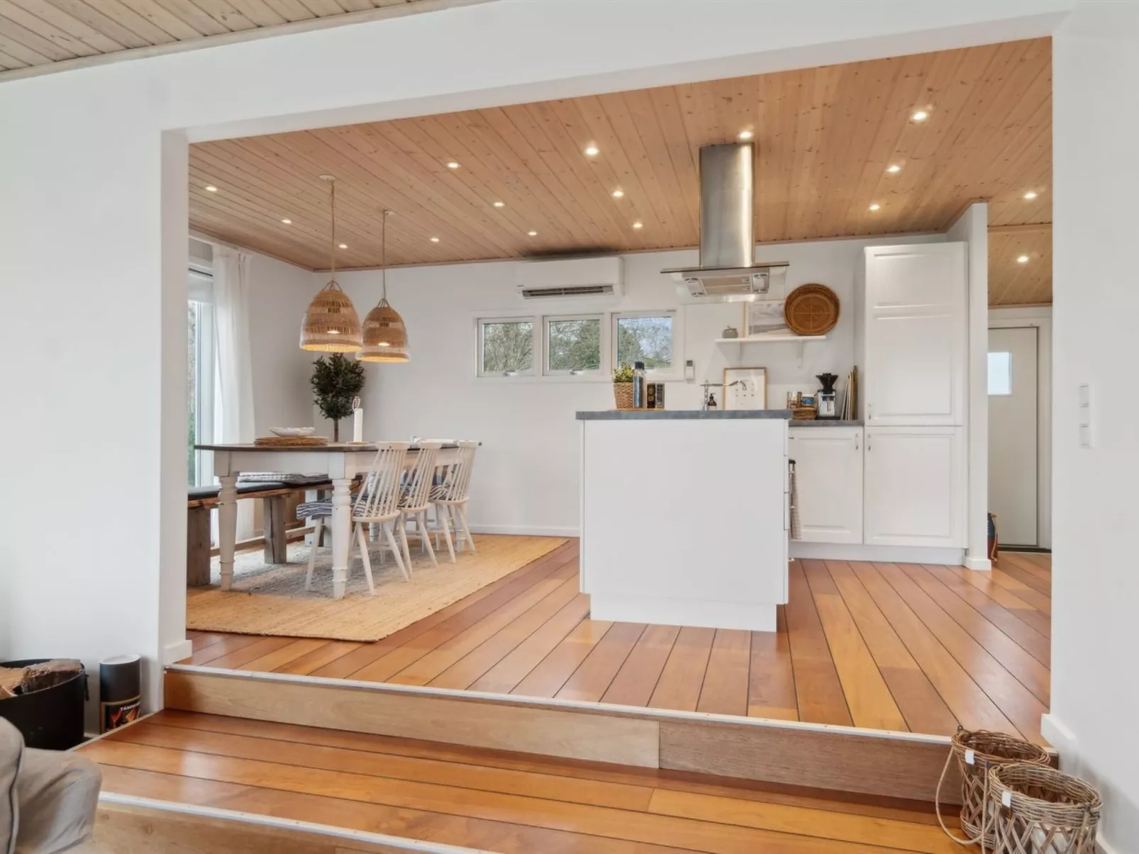 "Eero" - 175m to the fjord-Inside