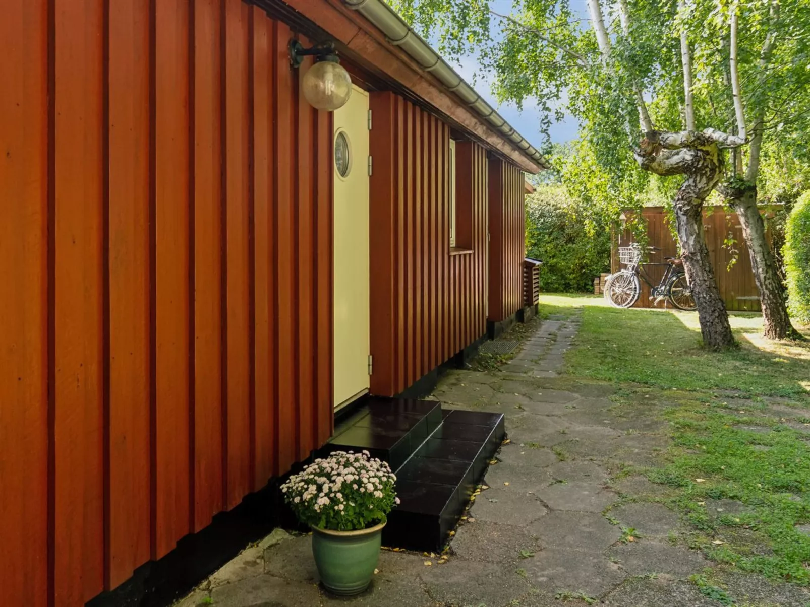 "Lauri" - 2.3km from the sea-Outside