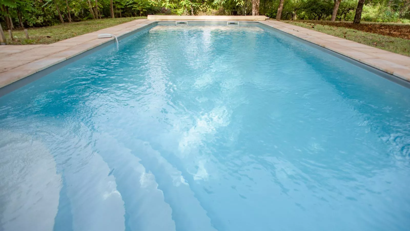 Les Follets-Pool