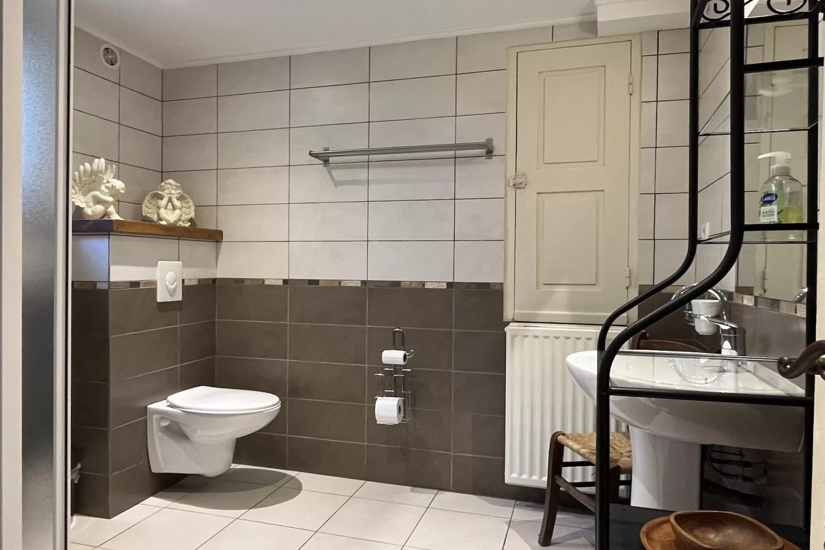 Villa Les Chemins Croisés-Bathroom