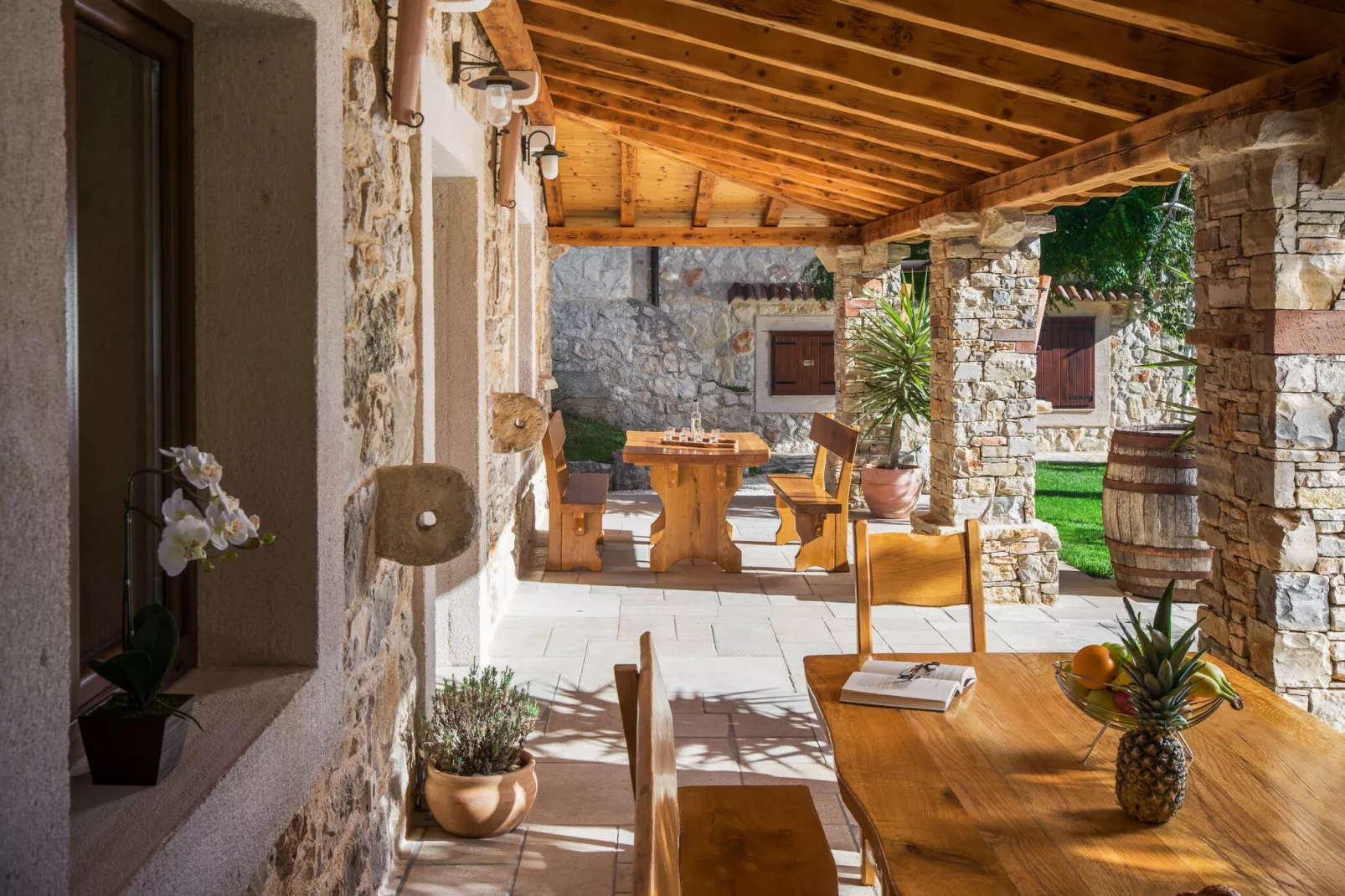 Villa Olea with private heated pool-Terrasse / balcon