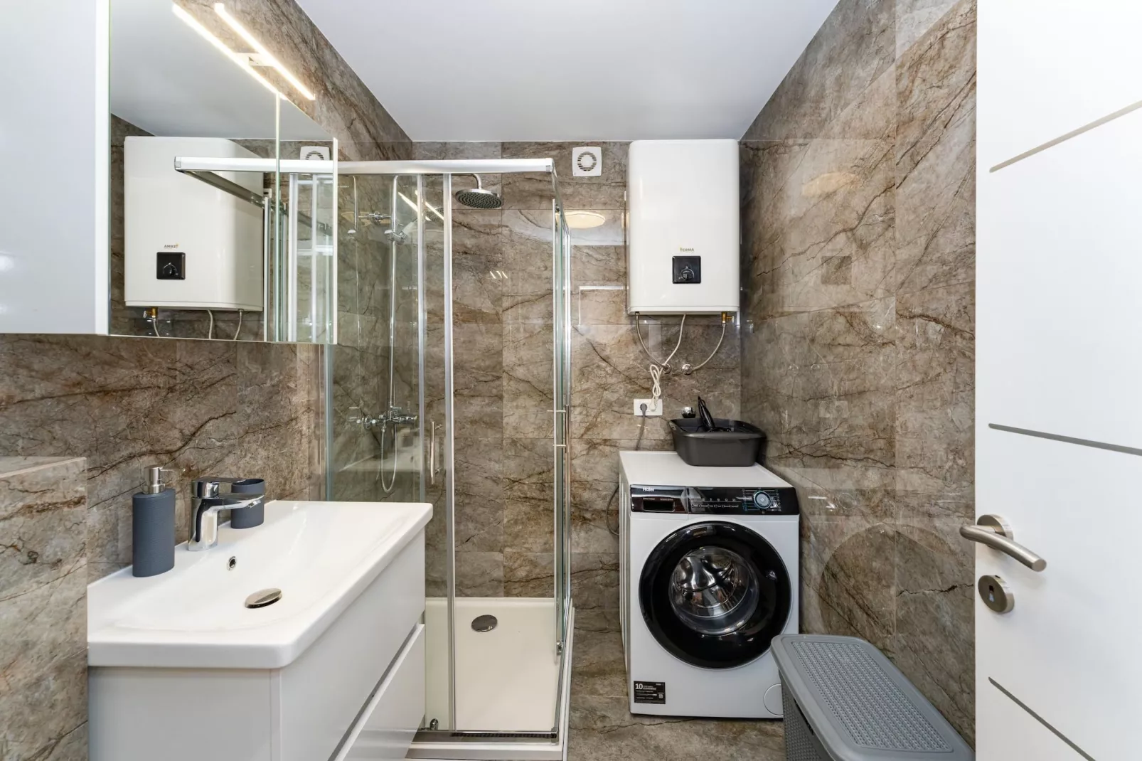 Holiday home Fortica-Badezimmer