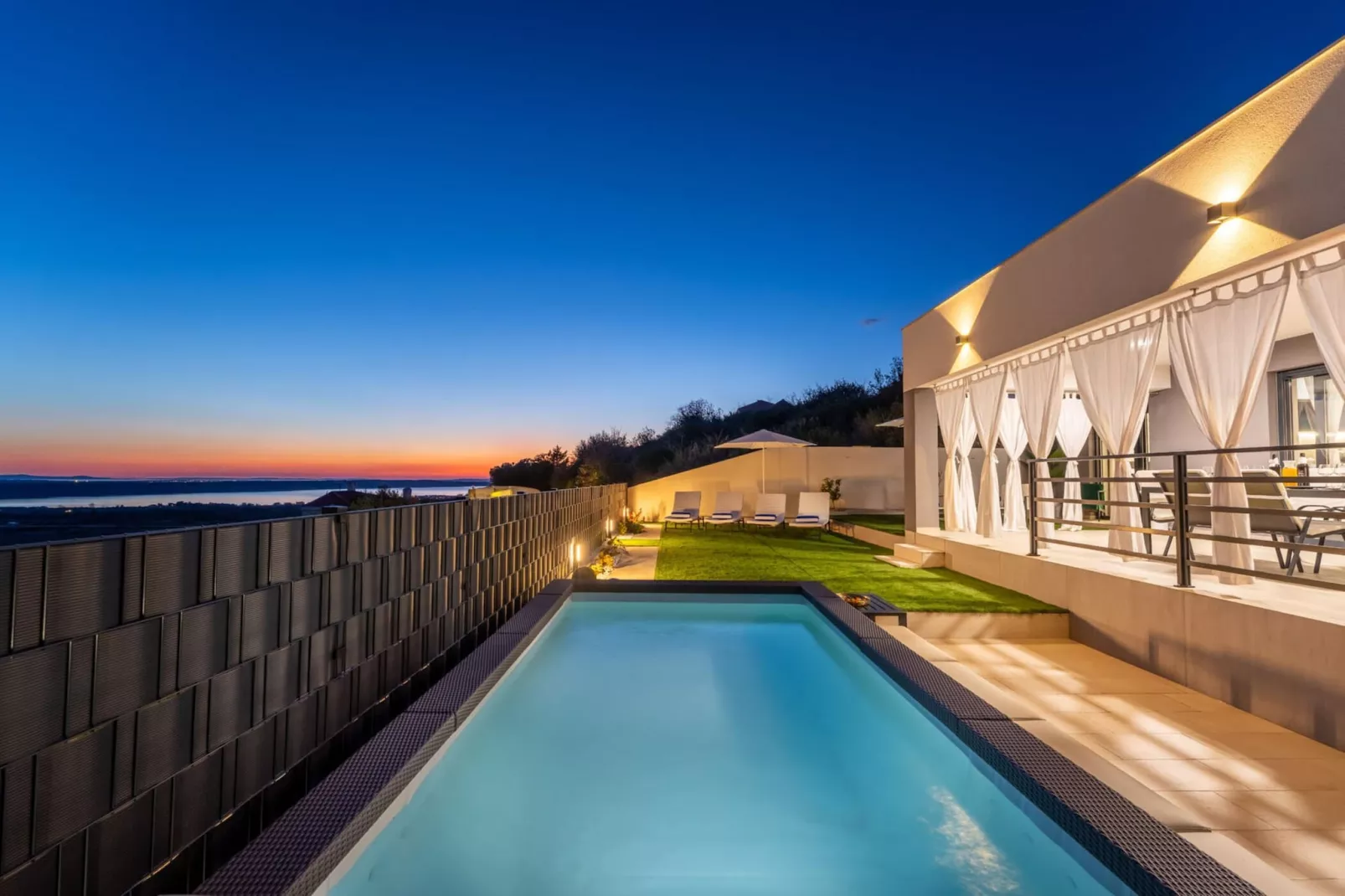 Sea view Villa Rica-Piscine