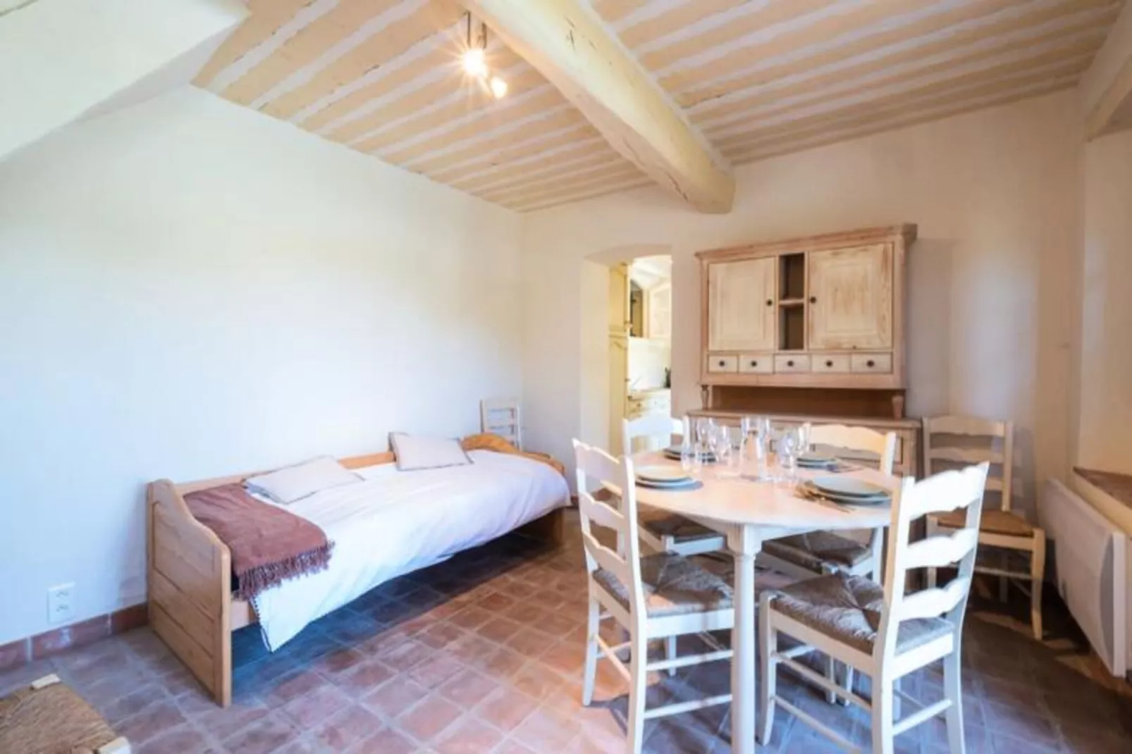 Résidence Bijou De 280m2 Et Piscine à Débordement Au Calme Absolu-Untagged