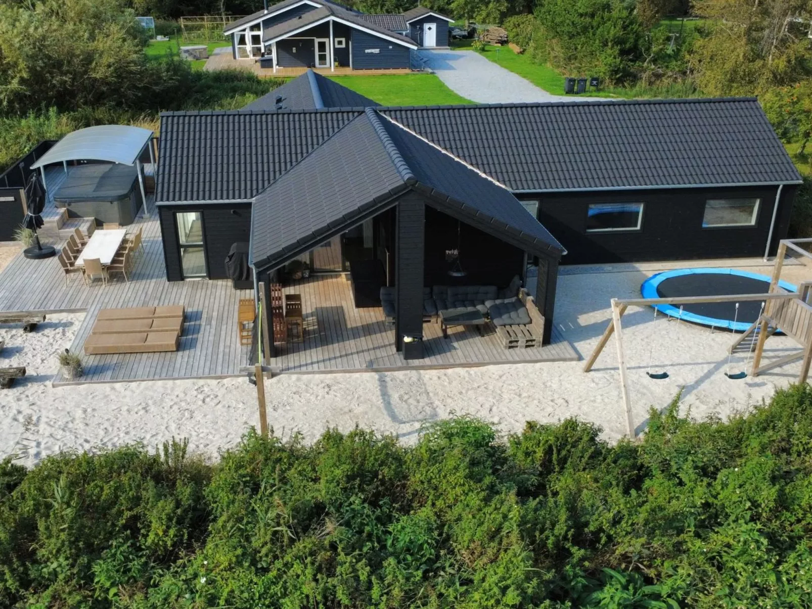 "Grep" - 800m from the sea-Draußen