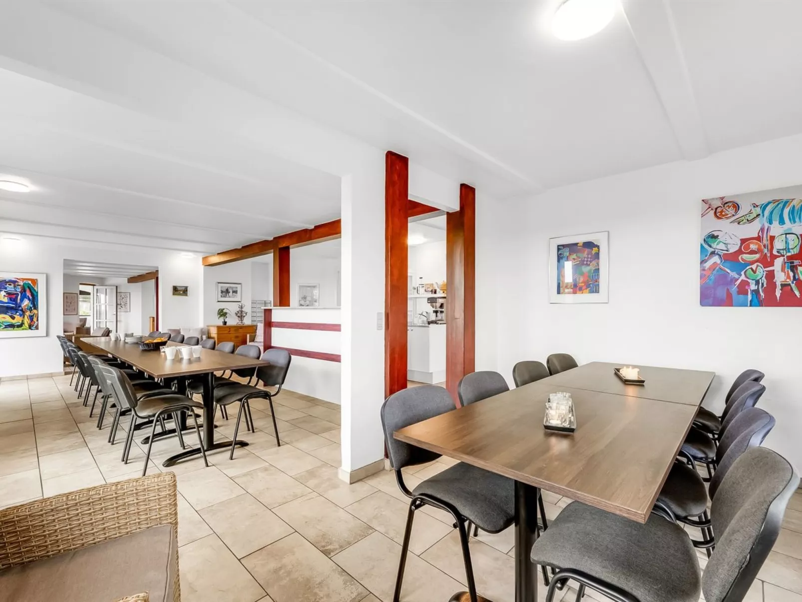 "Darleen" - 850m to the fjord-Drinnen