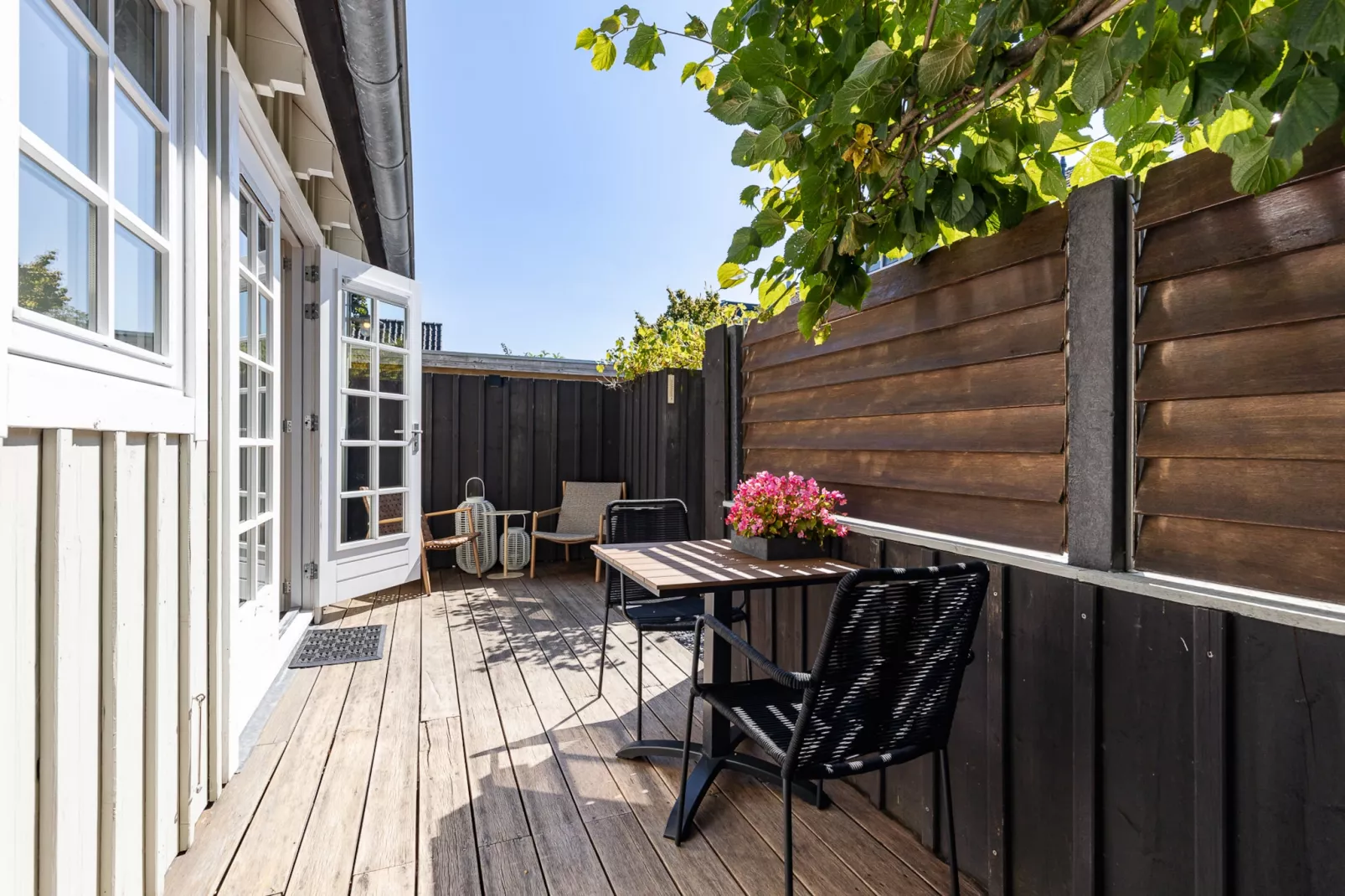 Lijsterhofstraat 13 - Knusse vakantiewoning nabij strand en centrum-Terrasse / balcon