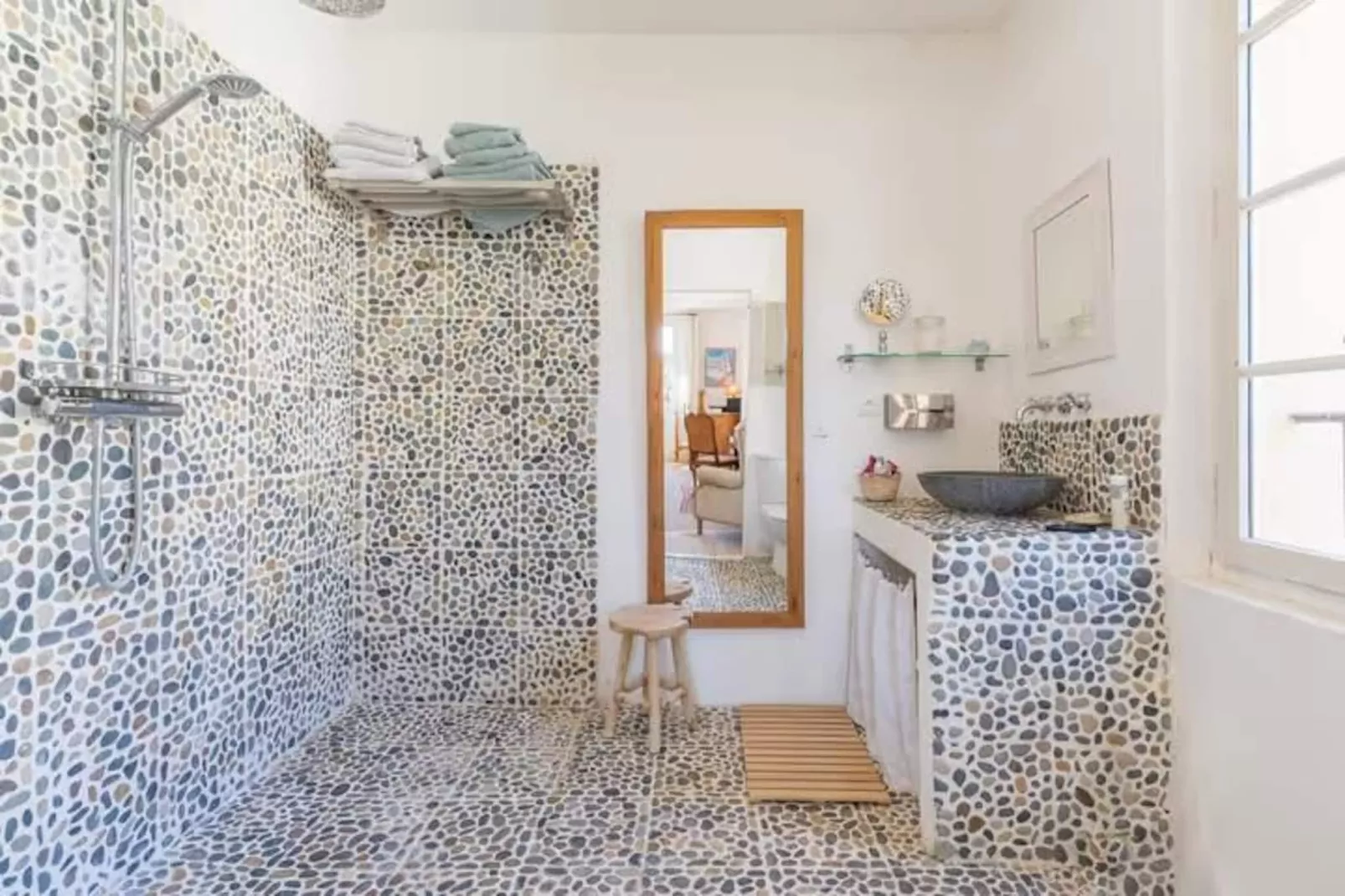 Mas de Corinne-Bathroom