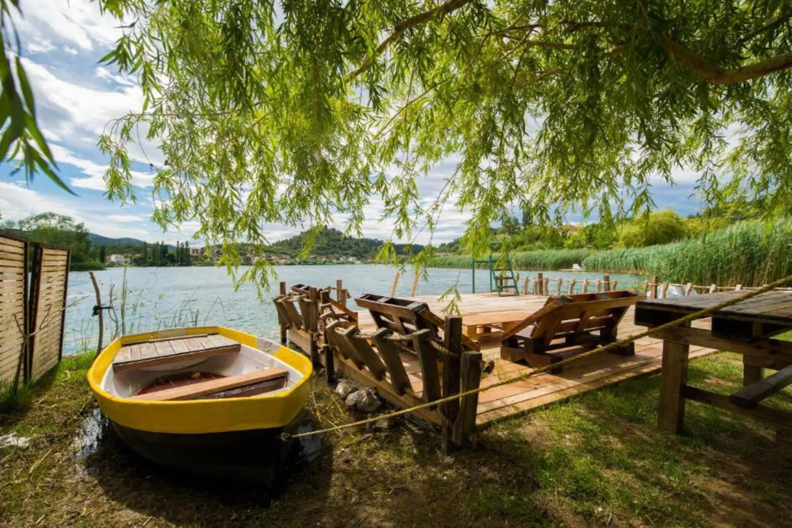 Two-Bedroom Apartment With Lake View-Aussicht