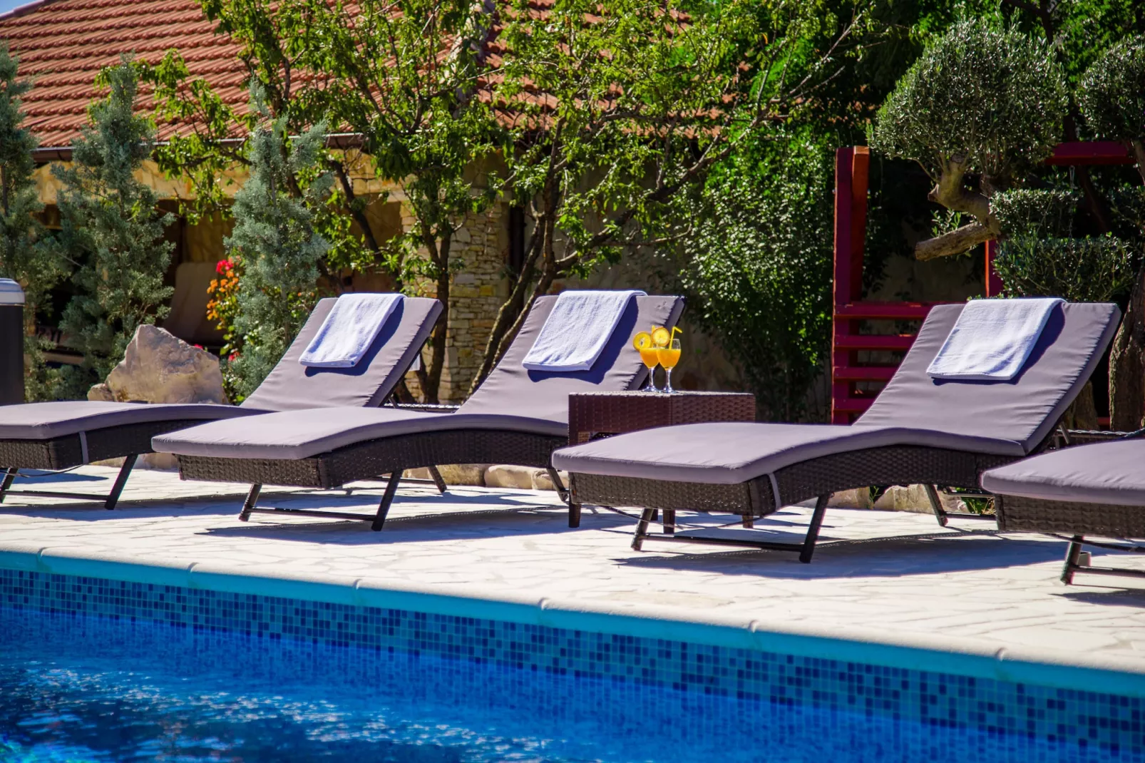 Villa Olea with private heated pool-Terrasse / balcon