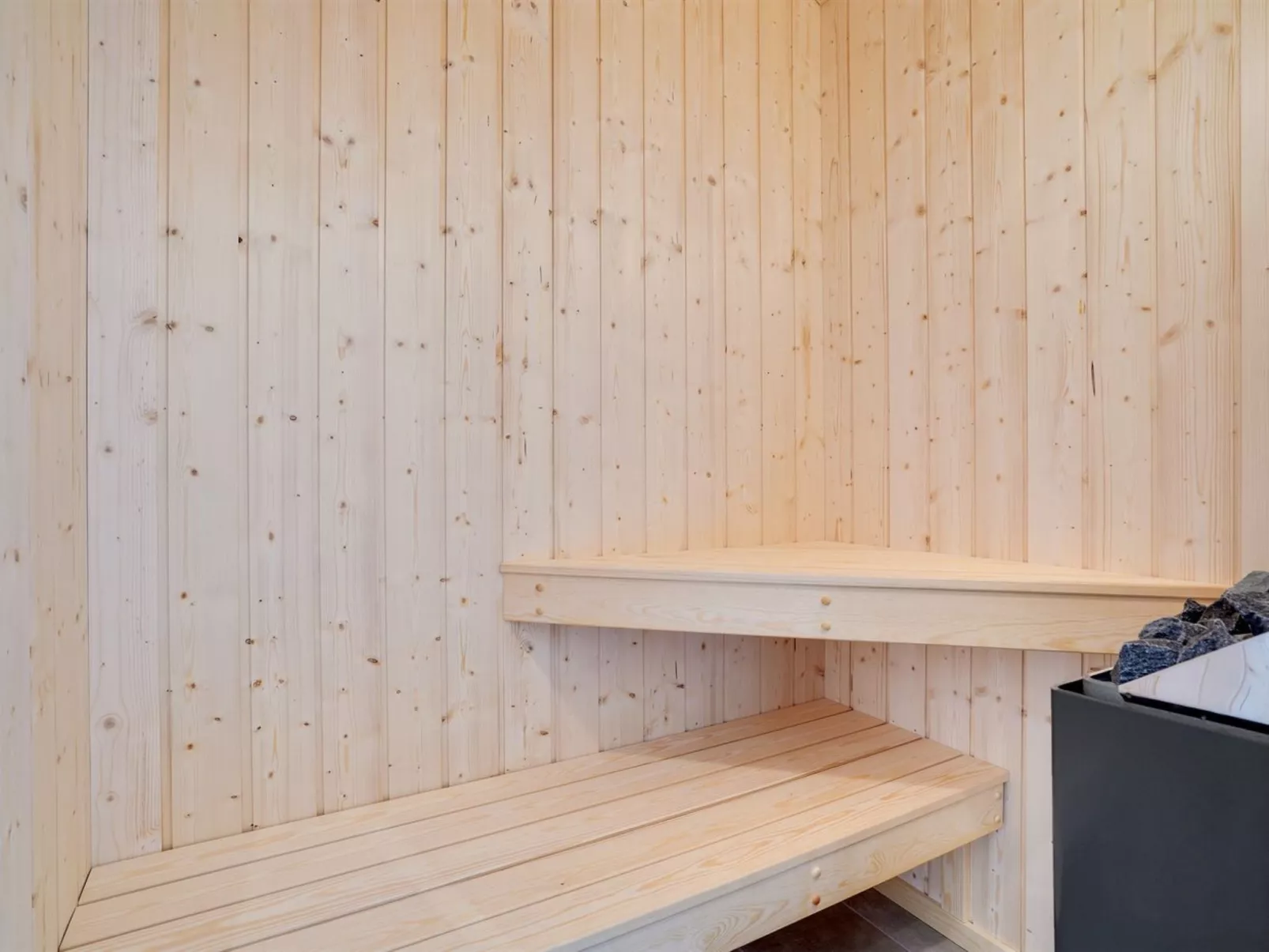 "Heidi" - 1km from the sea-Dedans