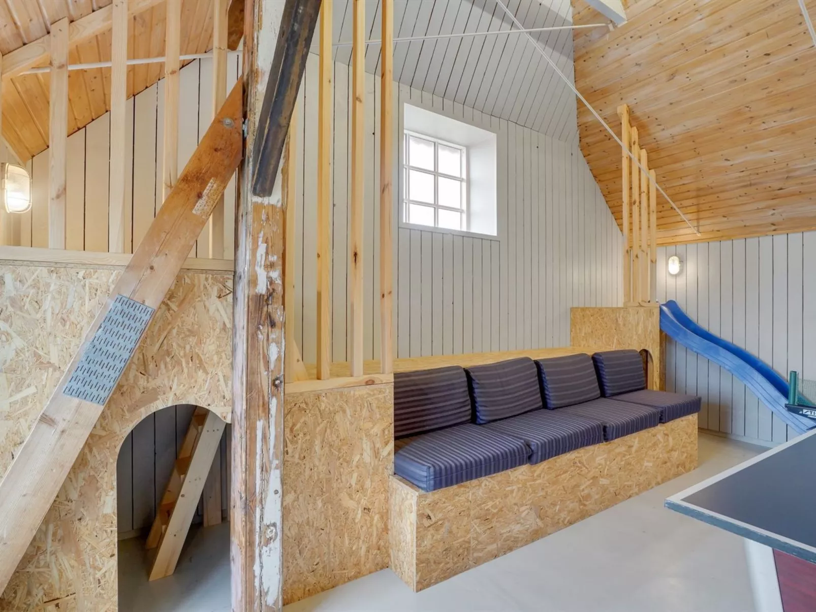 "Answald" - 250m from the sea-Inside