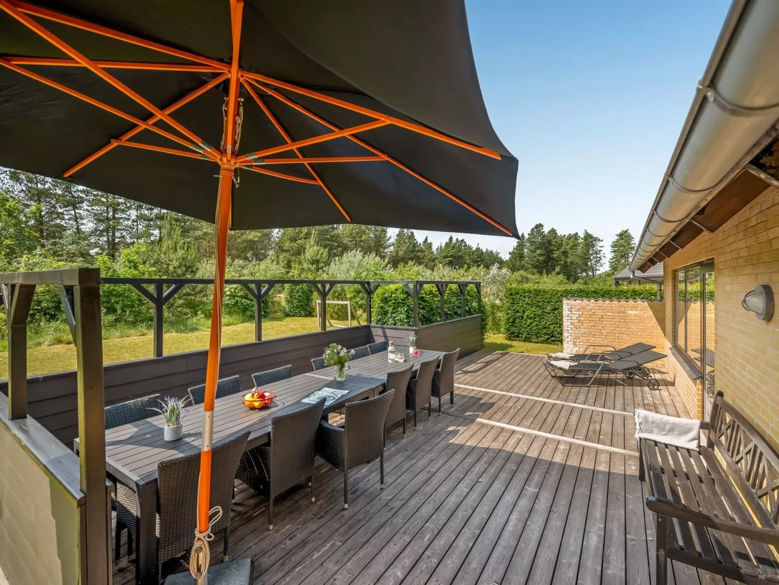 "Lavrans" - 2.5km from the sea-Draußen