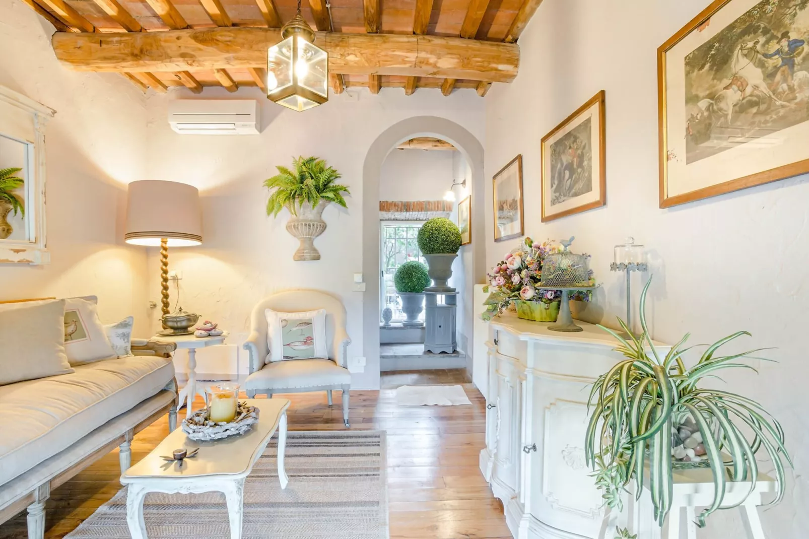 Villa Il Palagio-Living room