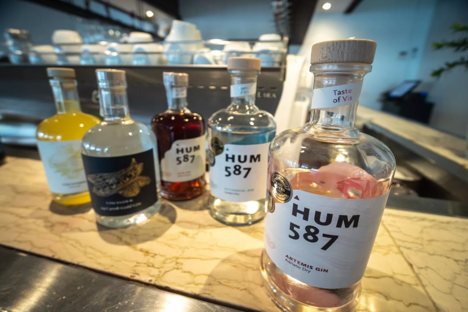 Hotel Issa - Twin Room Sea View-Facilities