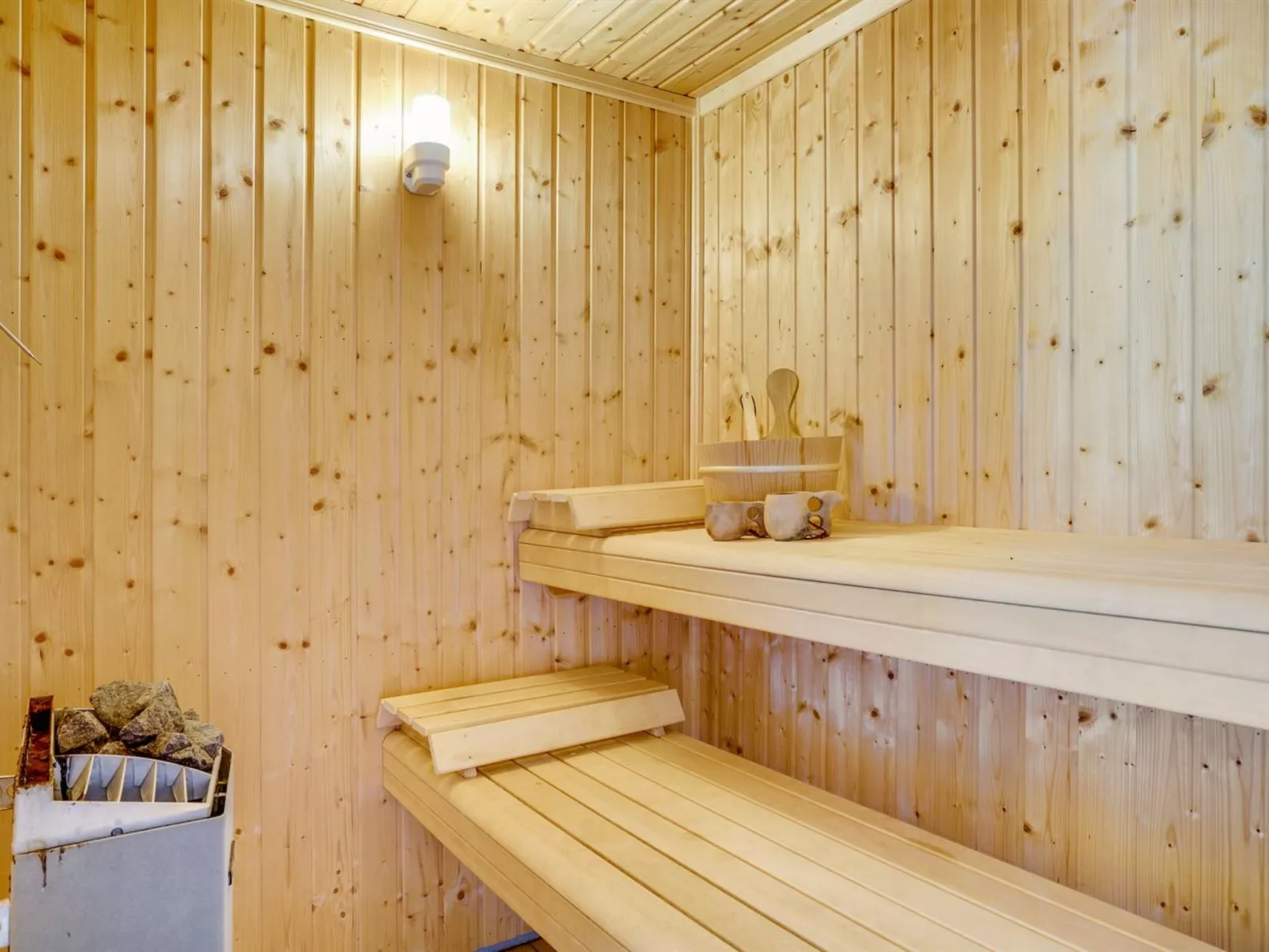 "Solvej" - 120m from the sea-Drinnen