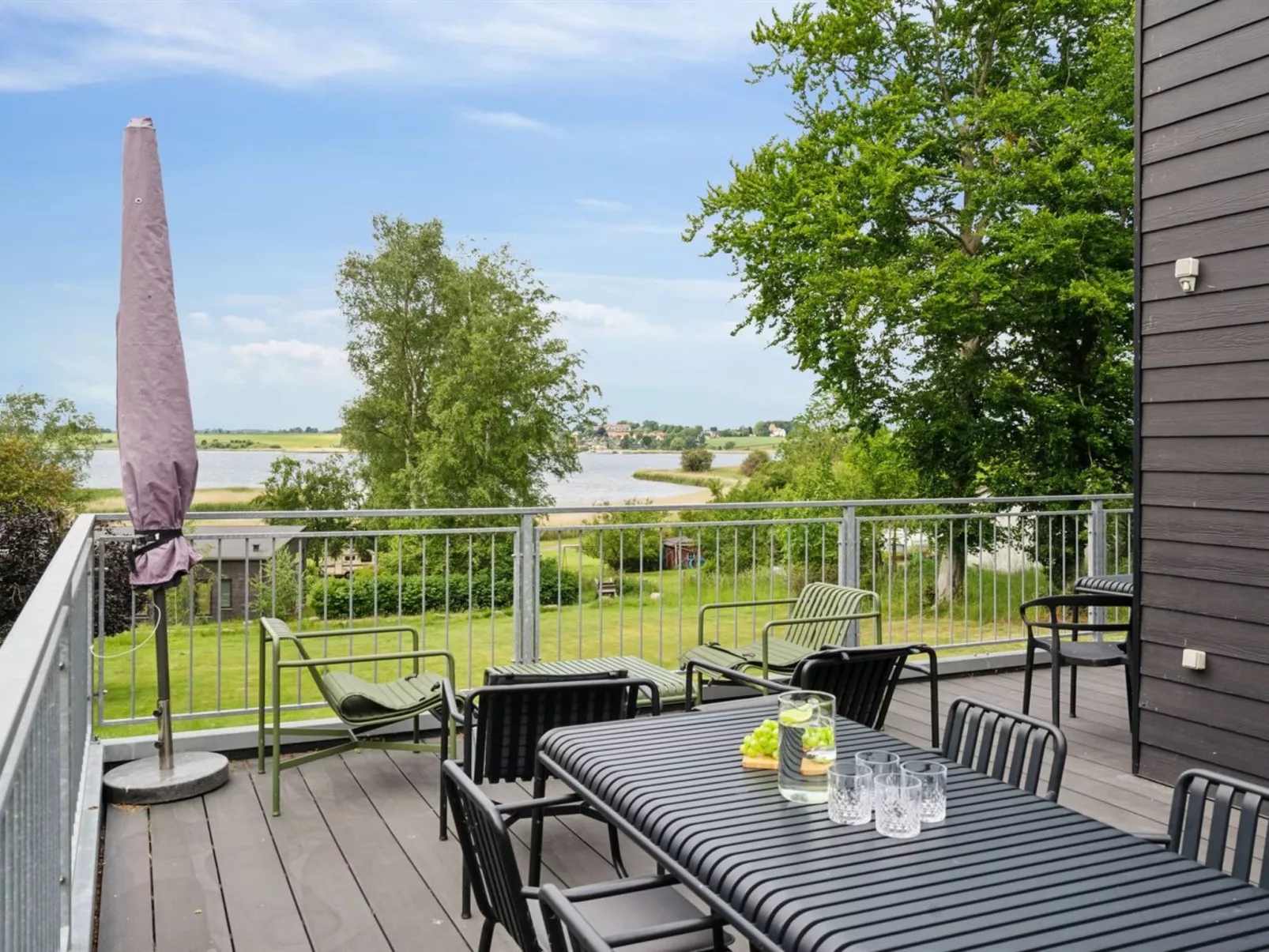 "Harka" - 100m to the fjord-Dehors