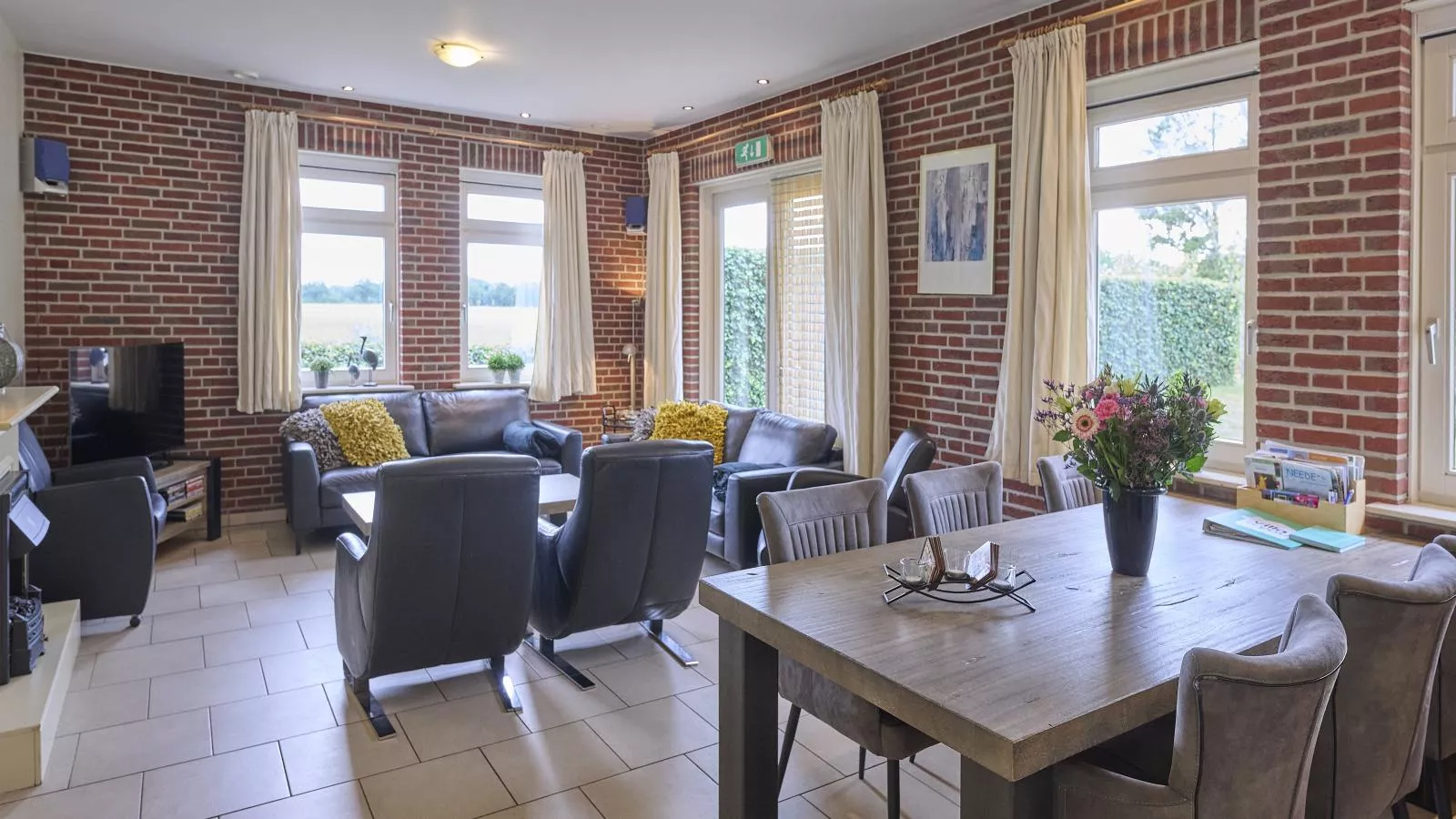 T Achterhoes-Living room