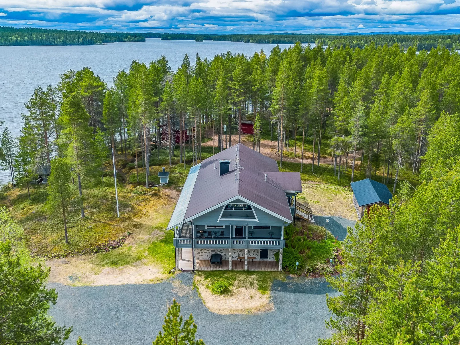 Villa kilkilö-Drinnen