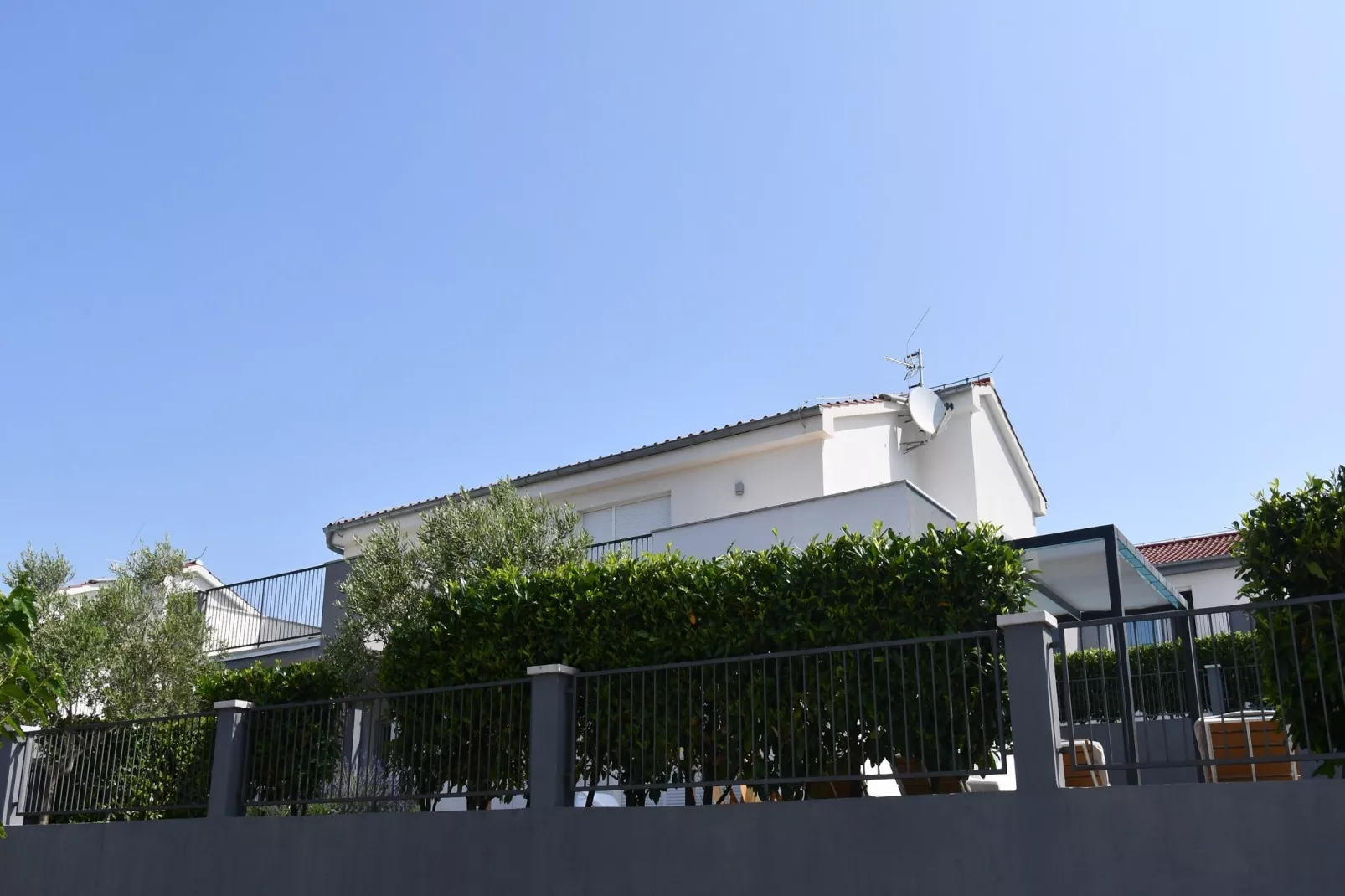 Luxury Escape with Swimming Pool & Modern Design -Deluxe Four Bedroom Villa with Private Pool ( Villa 4)-Outdoor