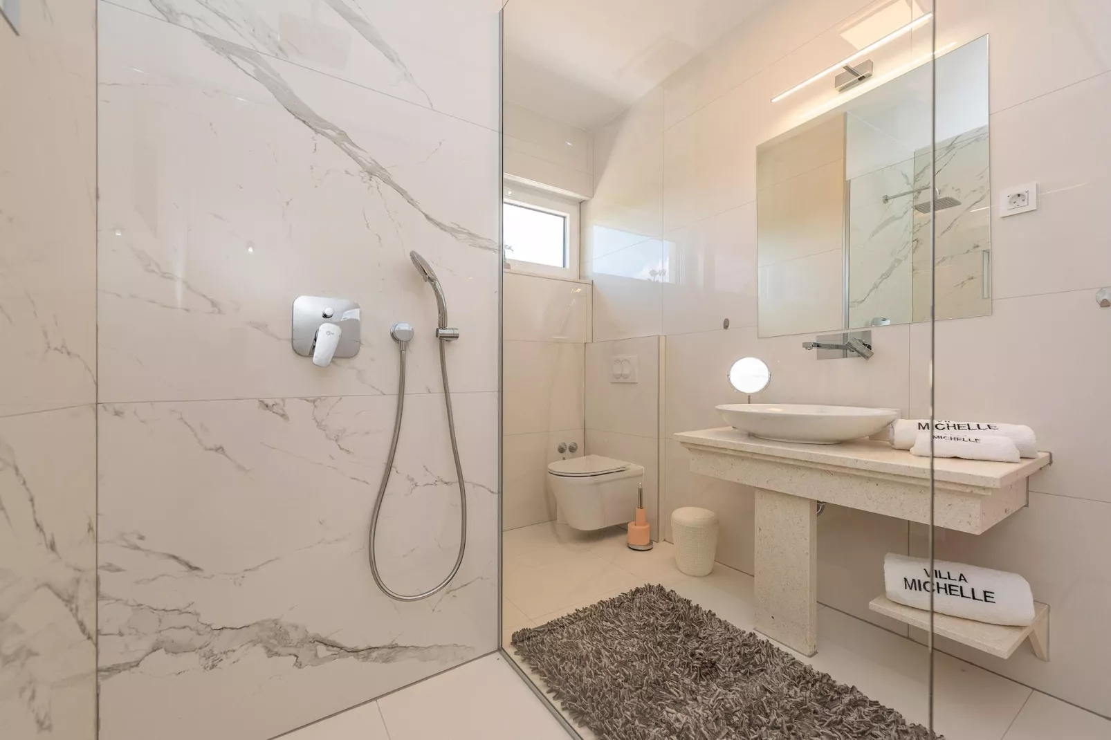 Luxury villa Michelle-Salle de bain